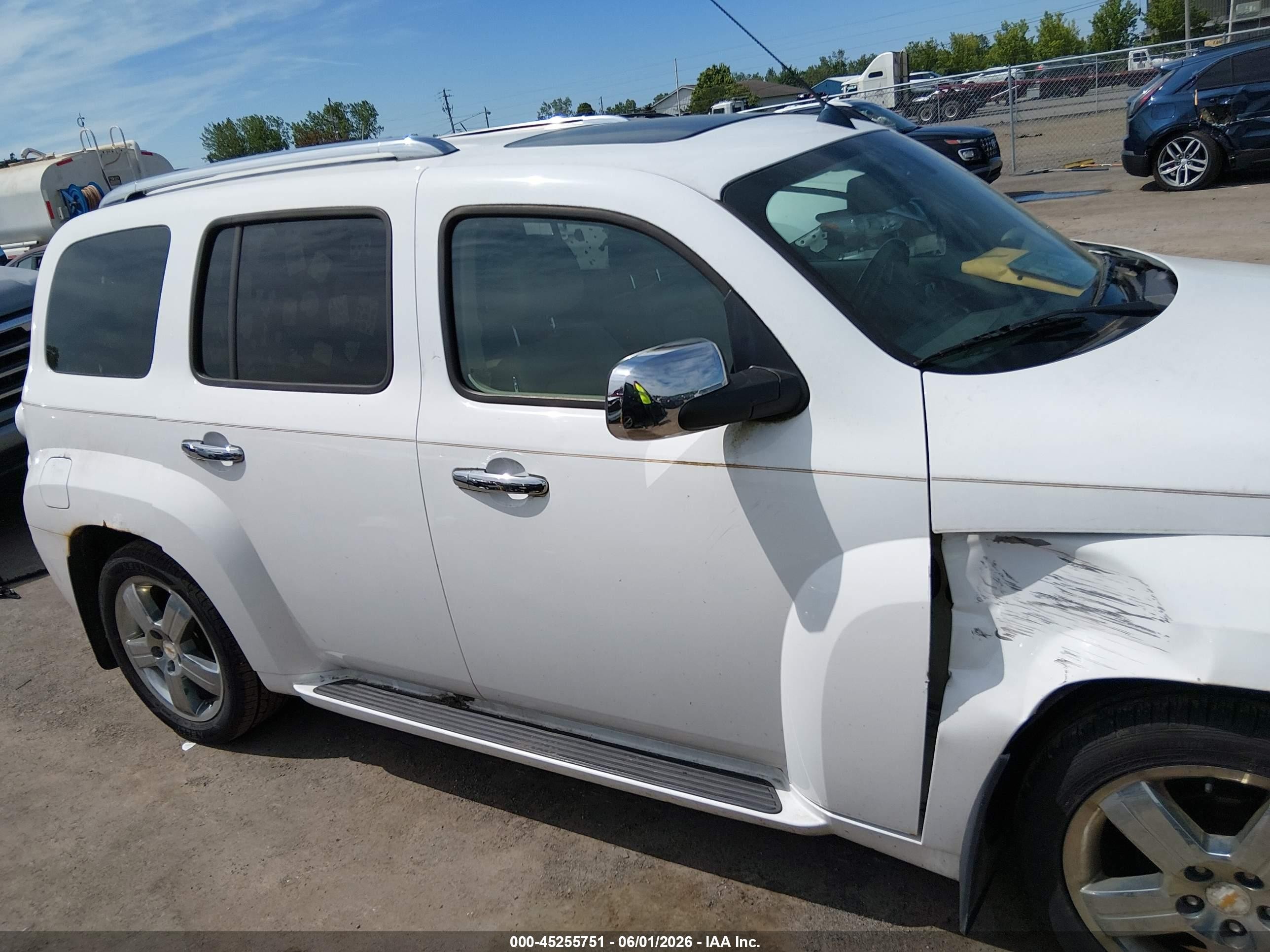 2010 Chevrolet Hhr Lt White vin: 3GNBACDV3AS583582