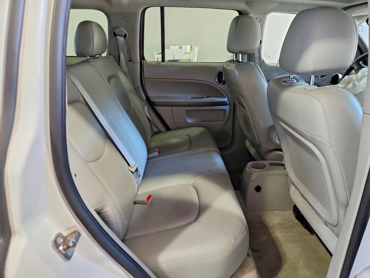 2011 Chevrolet Hhr Lt White vin: 3GNBACFU1BS658205