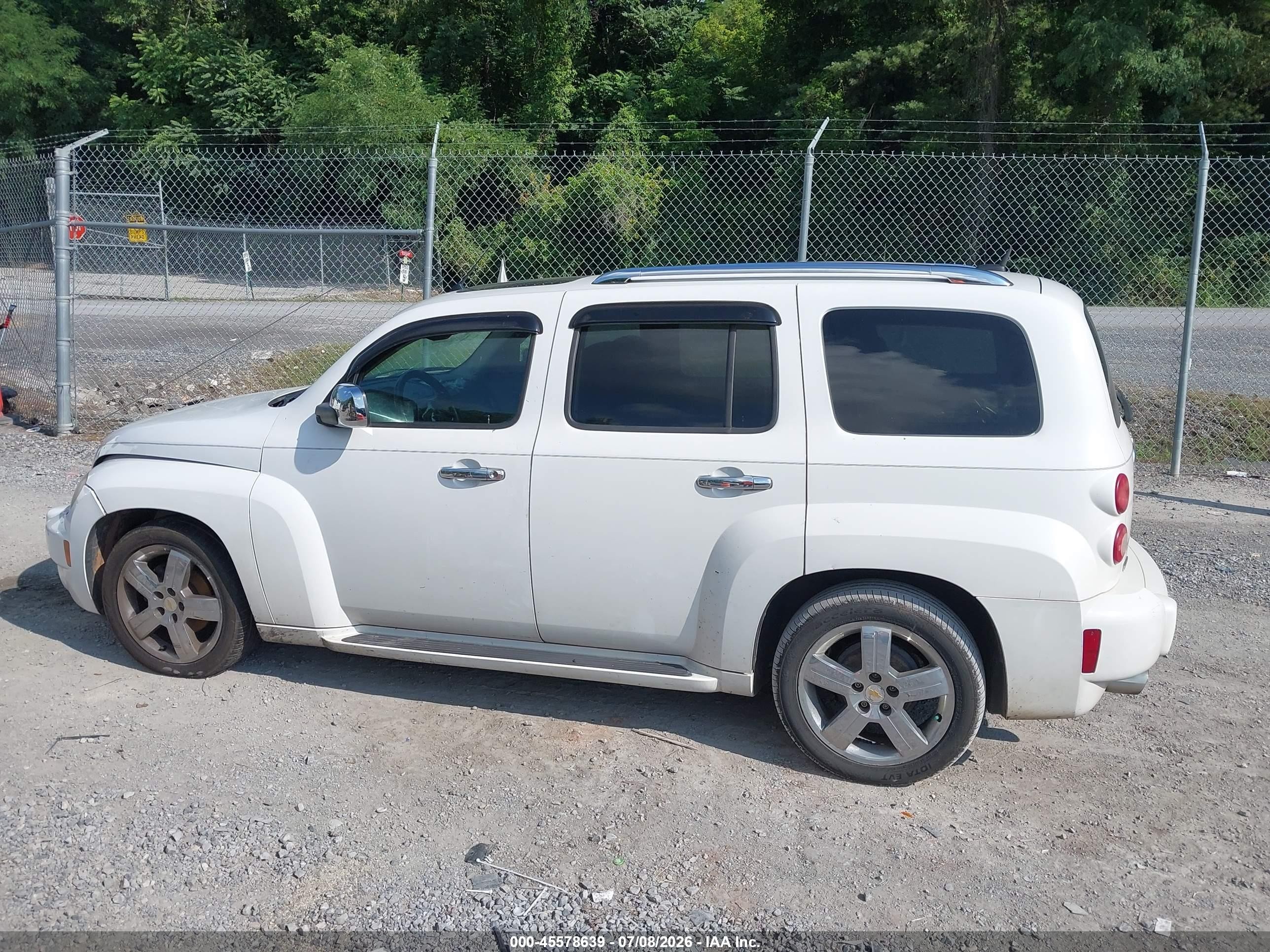 2011 Chevrolet Hhr Lt W/2lt White vin: 3GNBACFU9BS515860