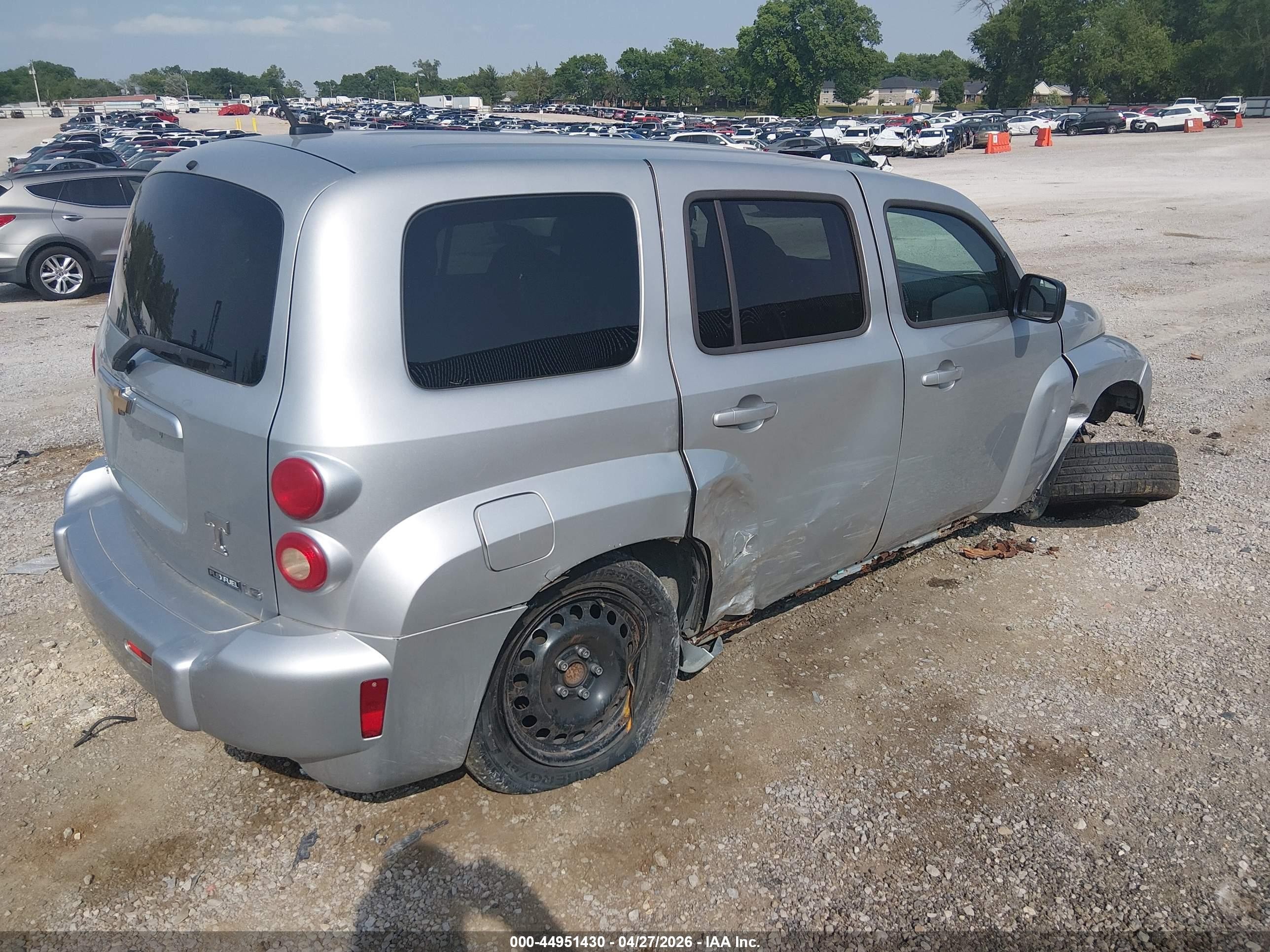 2009 Chevrolet Hhr Ls White vin: 3GNCA13B69S595785