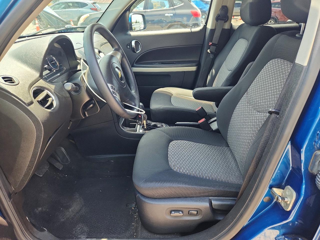 2009 Chevrolet Hhr Lt Blue vin: 3GNCA23B79S586180
