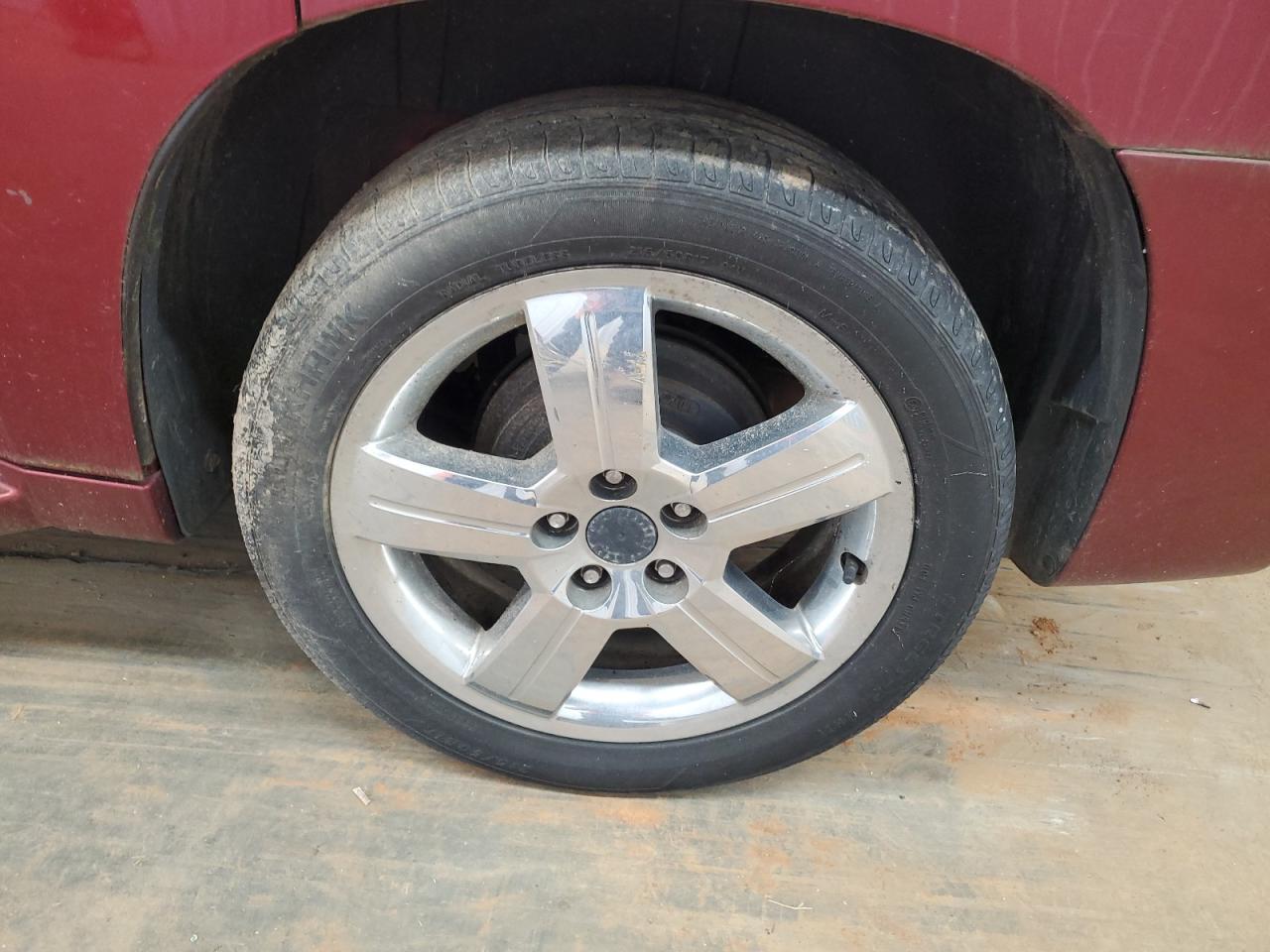 2009 Chevrolet Hhr Lt Burgundy vin: 3GNCA53V09S553761 Damage: Left Rear Wheel Cover, Curb Rash, 1 To 2 Inches