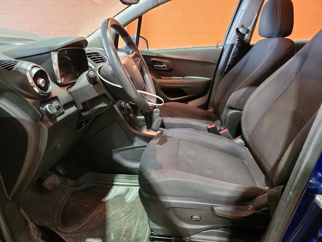 2013 Chevrolet Trax Ls Blue vin: 3GNCJKSB2DL192039