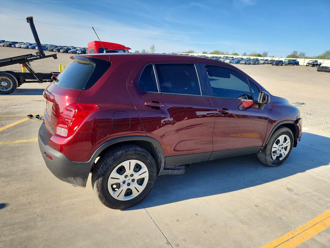 2016 Chevrolet Trax Ls Red vin: 3GNCJKSB2GL249120