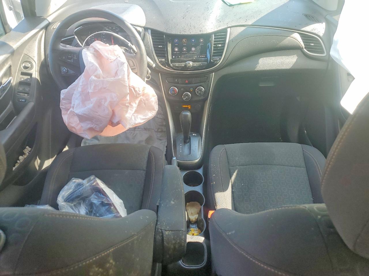 2020 Chevrolet Trax Ls Gray vin: 3GNCJKSB2LL325882