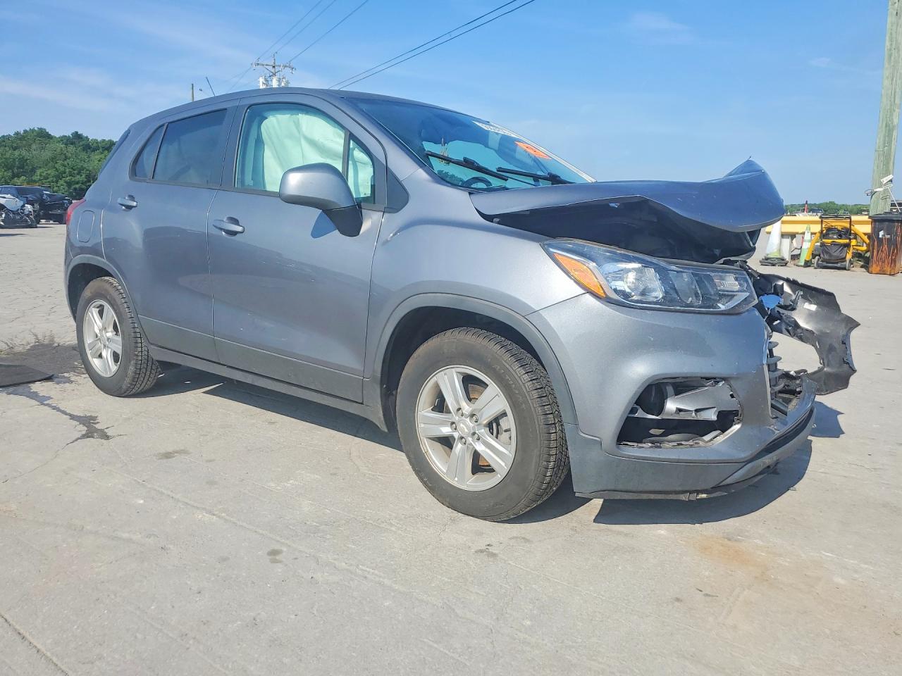 2020 Chevrolet Trax Ls Gray vin: 3GNCJKSB2LL325882