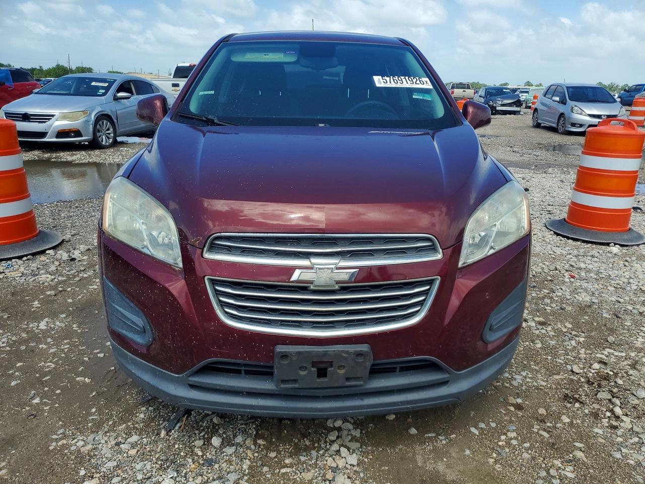 2016 Chevrolet Trax Ls Burgundy vin: 3GNCJKSB3GL238367