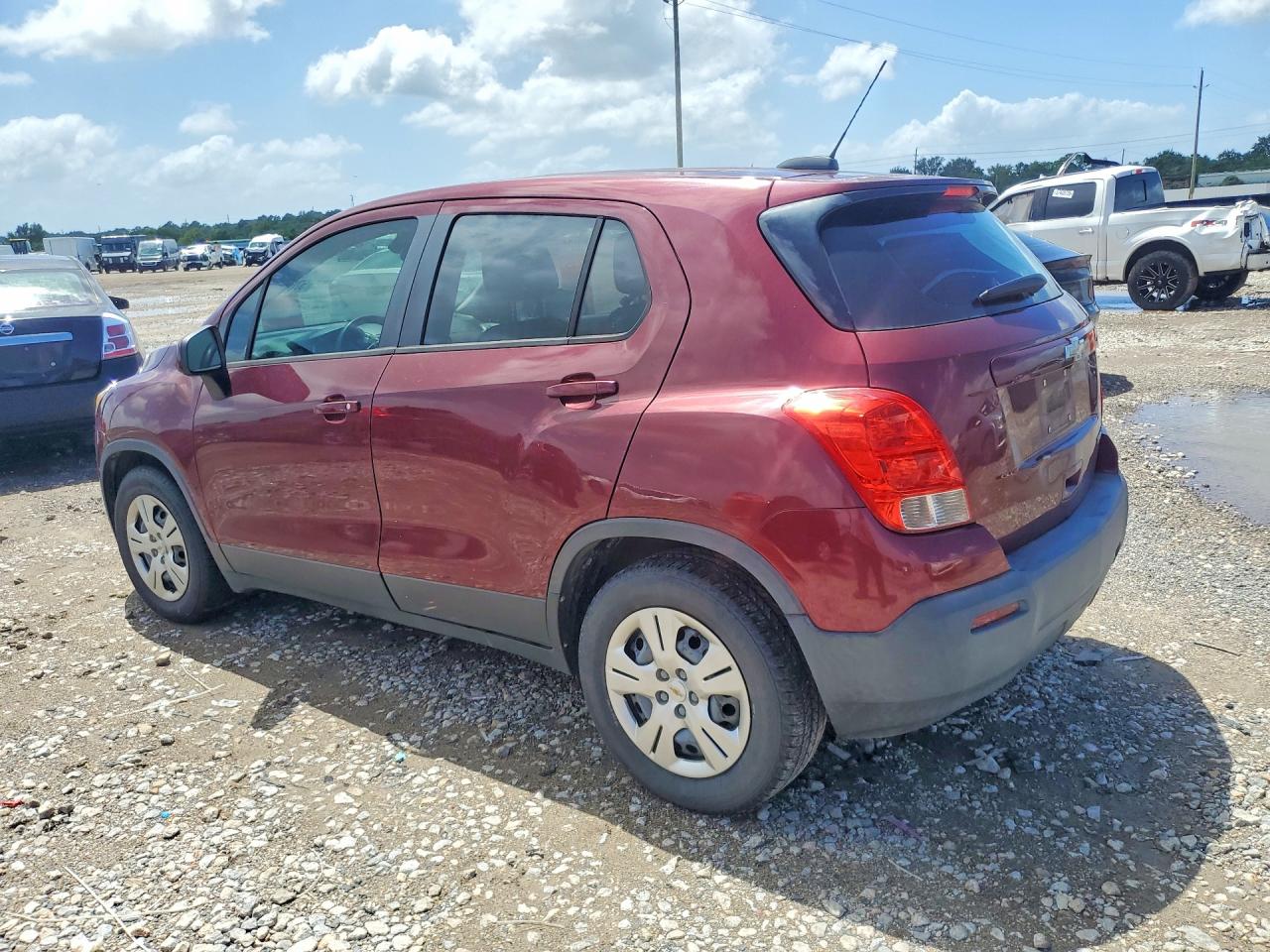 2016 Chevrolet Trax Ls Burgundy vin: 3GNCJKSB3GL238367