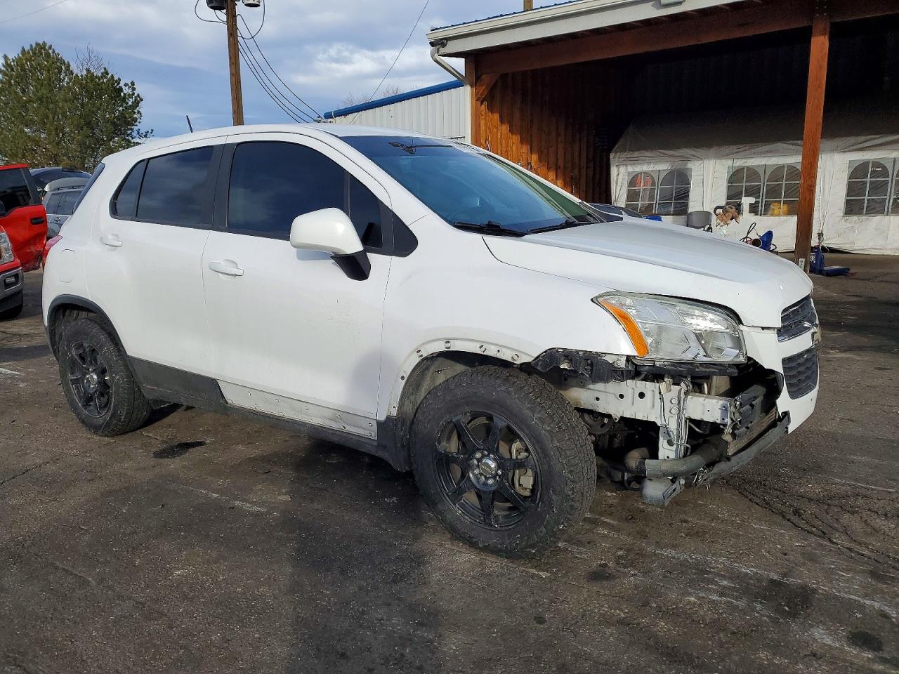 2016 Chevrolet Trax Ls White vin: 3GNCJKSB3GL260336