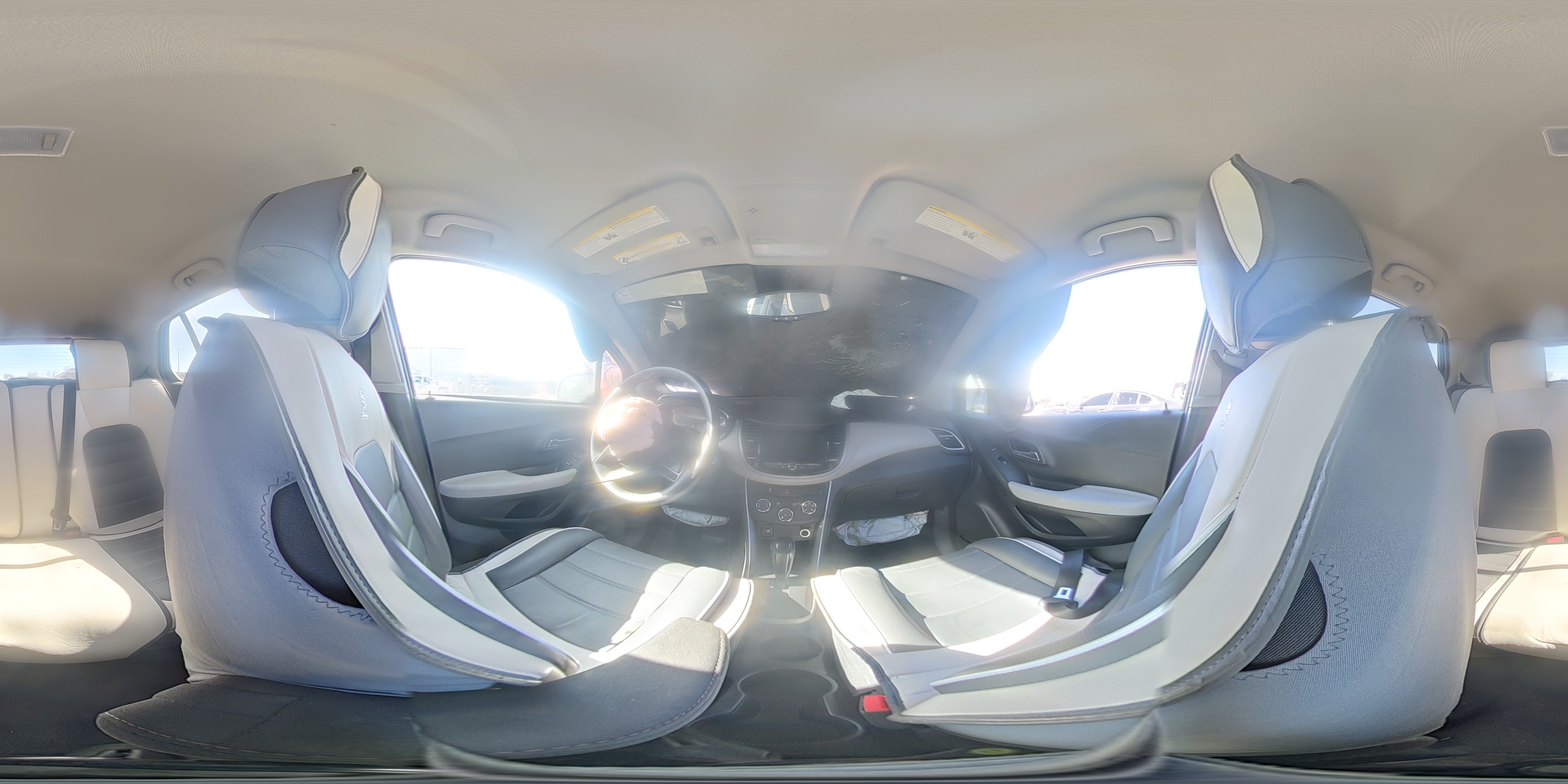 2019 Chevrolet Trax Ls Silver vin: 3GNCJKSB3KL291661