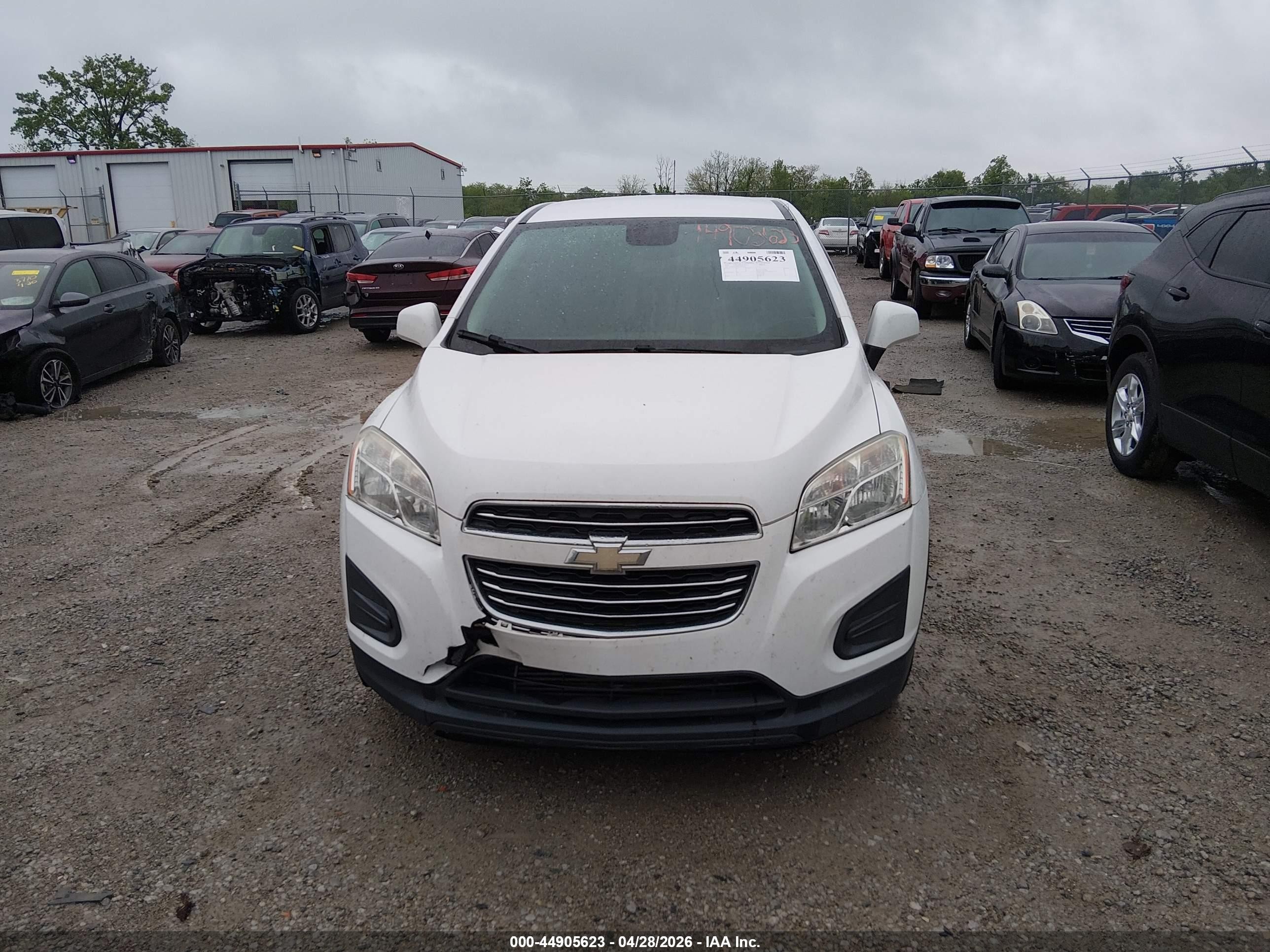 2016 Chevrolet Trax 1ls White vin: 3GNCJKSB4GL260569