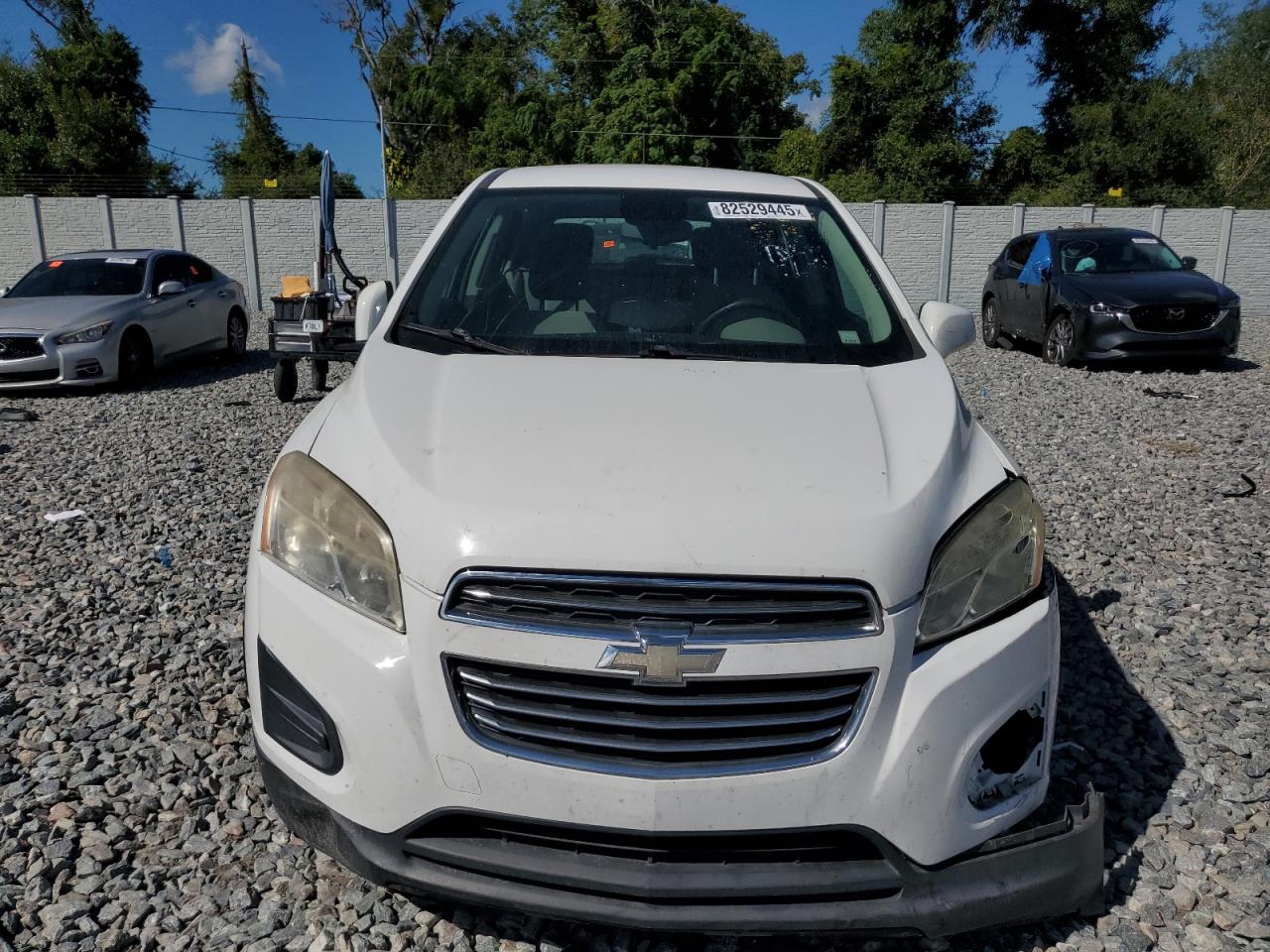 2015 Chevrolet Trax Ls White vin: 3GNCJKSB5FL240653