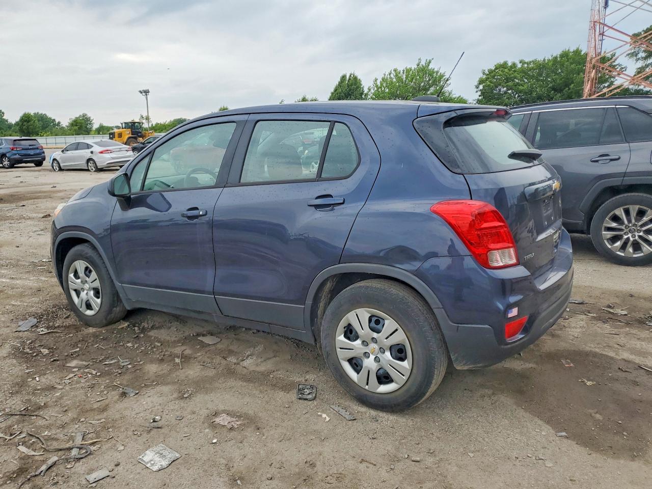 2018 Chevrolet Trax Ls Blue vin: 3GNCJKSB7JL221840