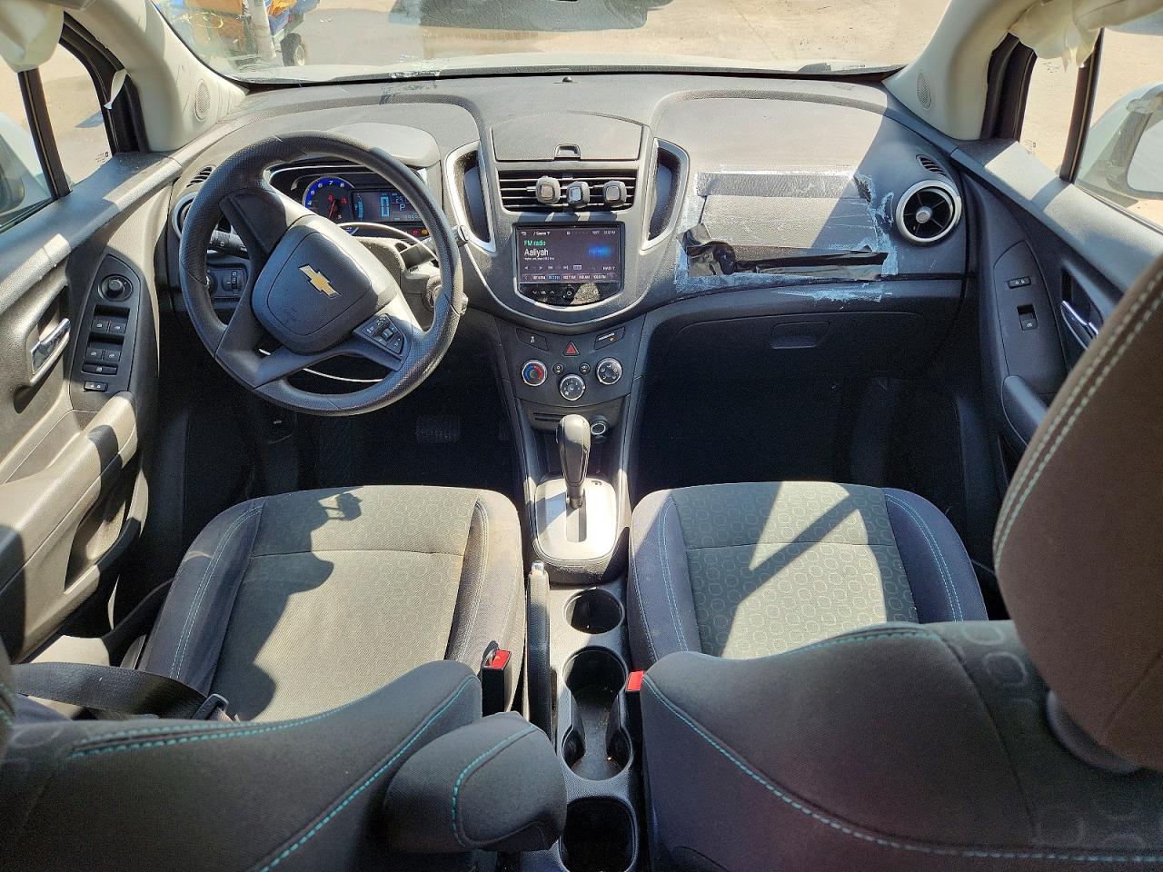 2015 Chevrolet Trax Ls Silver vin: 3GNCJKSB8FL242980