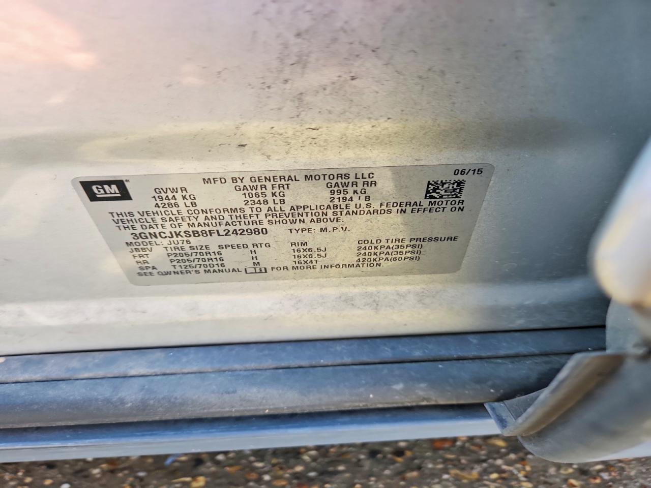 2015 Chevrolet Trax Ls Silver vin: 3GNCJKSB8FL242980