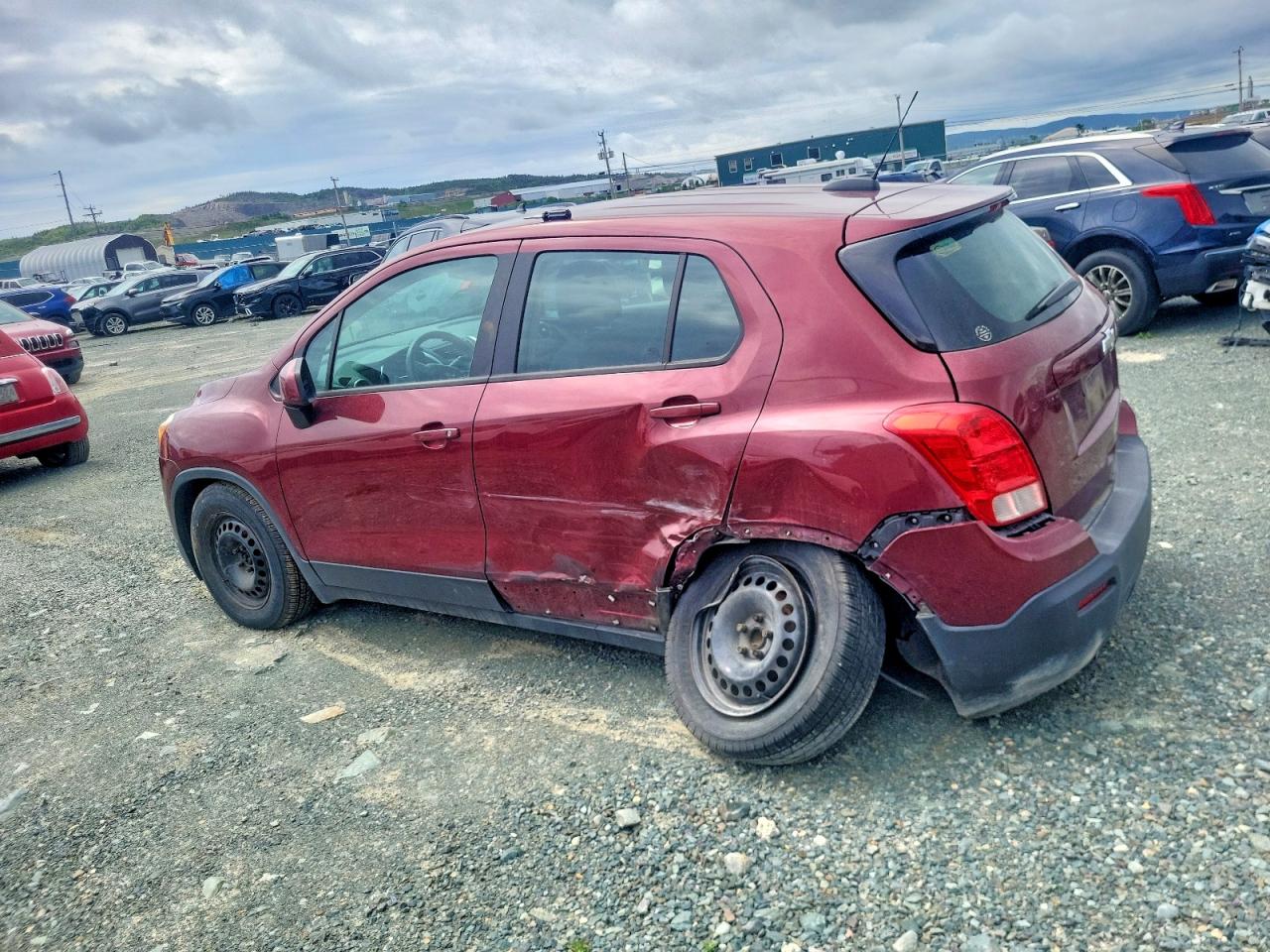 2015 Chevrolet Trax Ls Темно-бордовый vin: 3GNCJKSB9FL201354