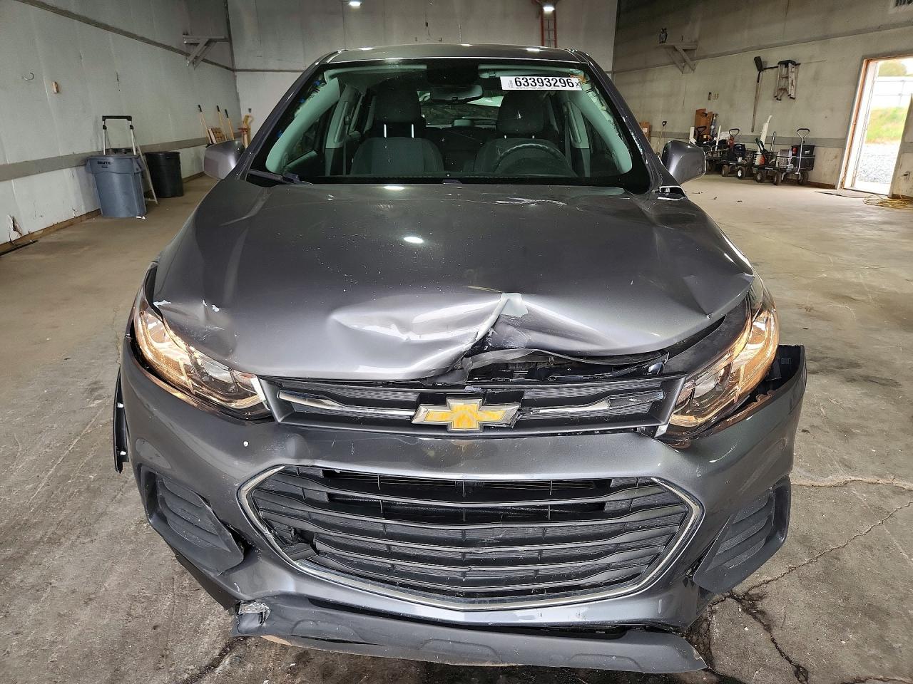 2020 Chevrolet Trax Ls Gray vin: 3GNCJKSB9LL191016