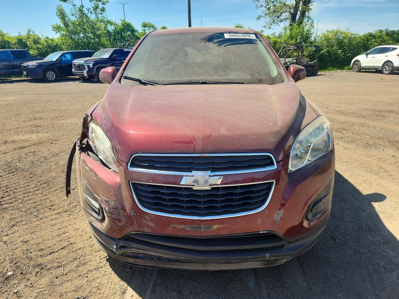2015 Chevrolet Trax Ls Burgundy vin: 3GNCJKSBXFL150897