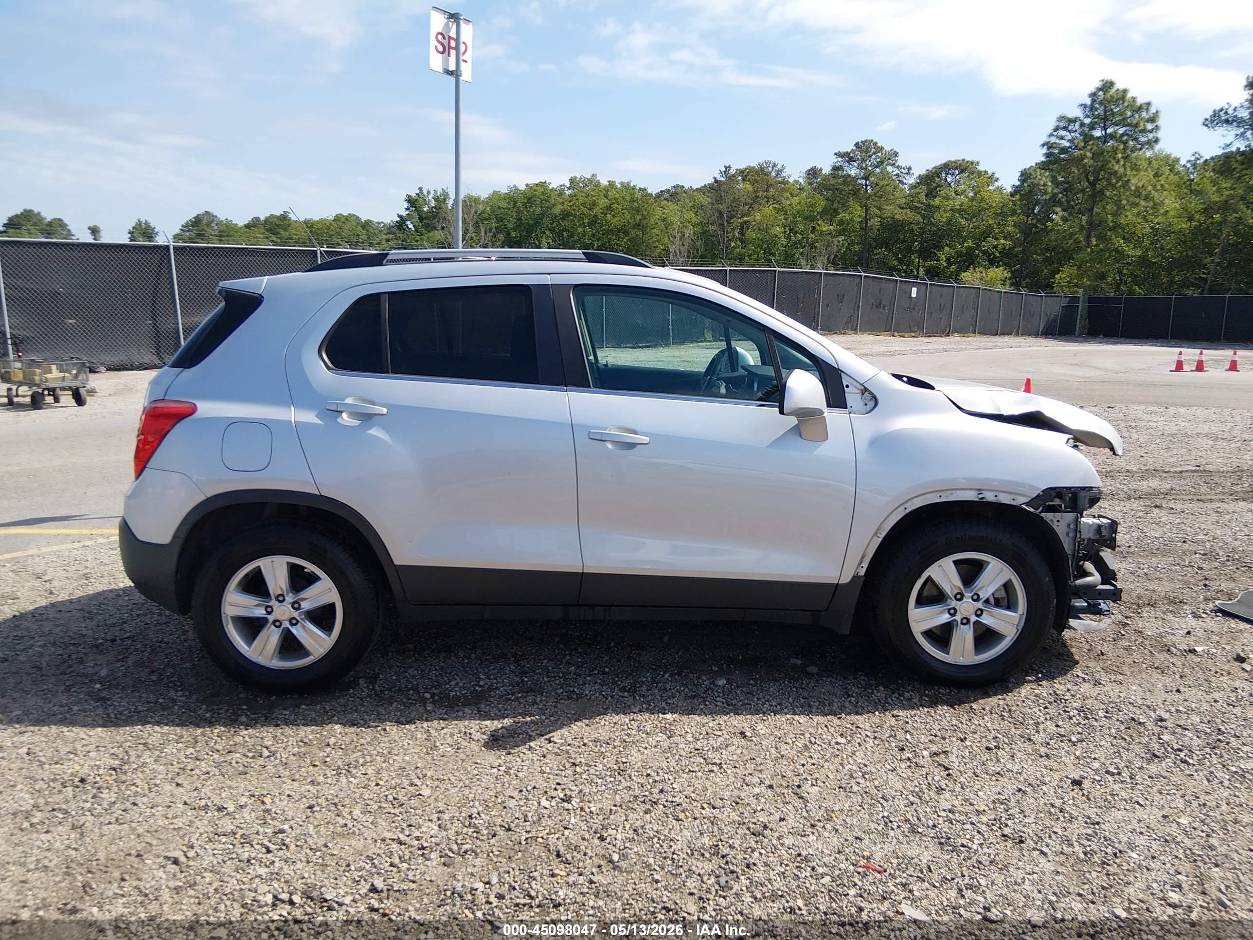 2016 Chevrolet Trax Lt Silver vin: 3GNCJLSB1GL269414