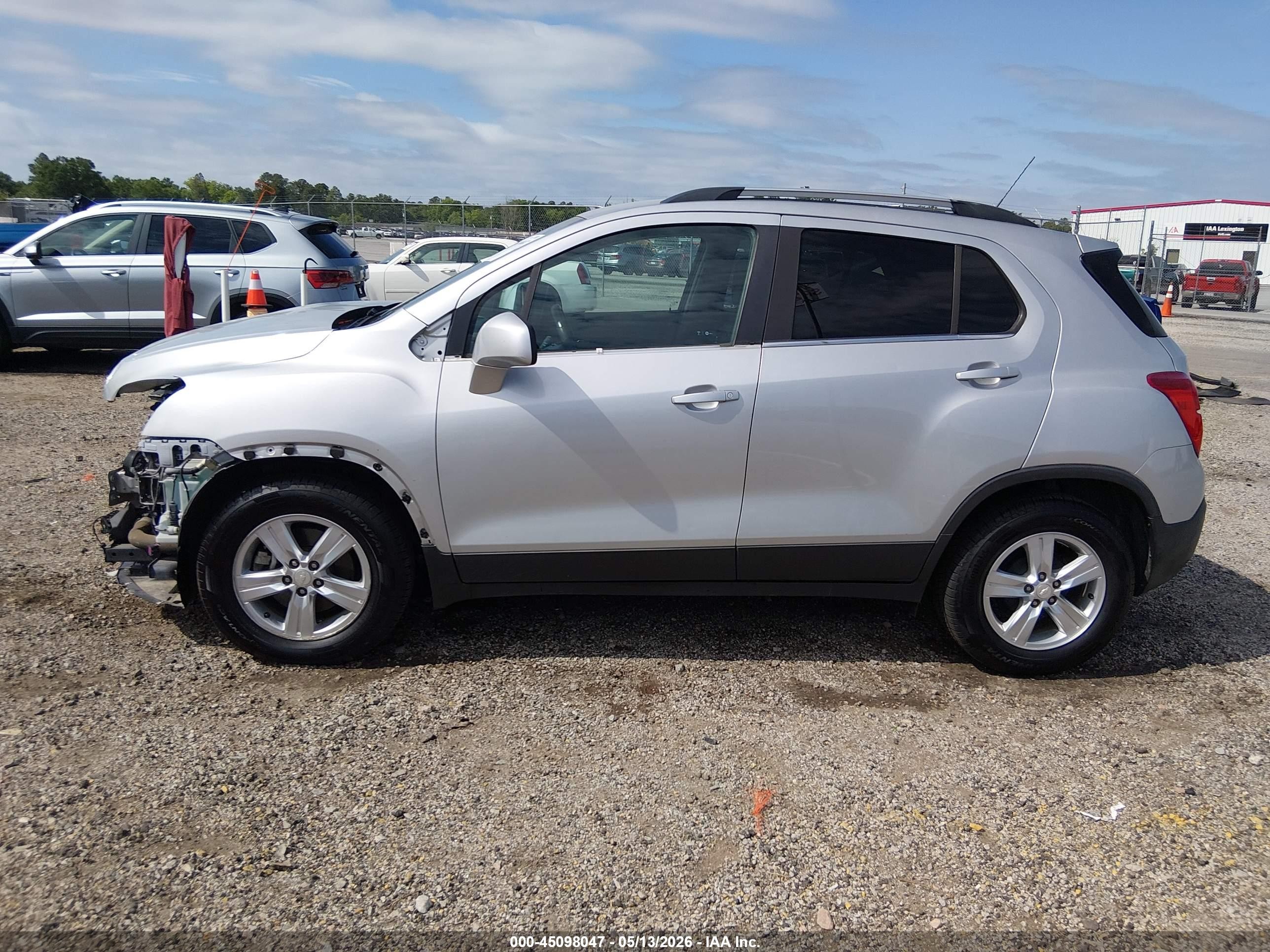 2016 Chevrolet Trax Lt Silver vin: 3GNCJLSB1GL269414