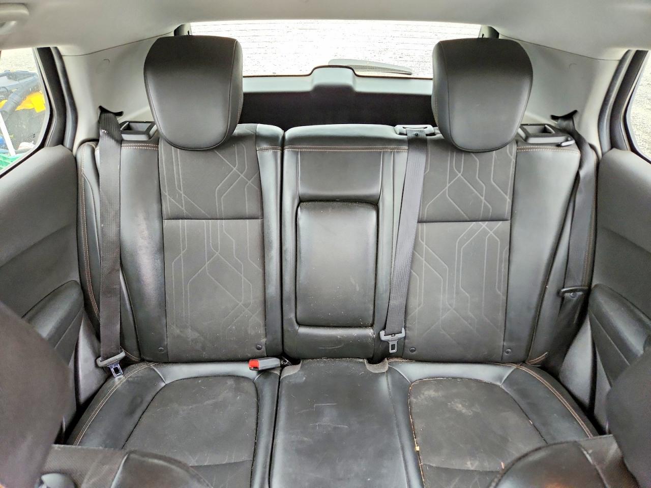 2017 Chevrolet Trax 1lt Silver vin: 3GNCJLSB1HL212938