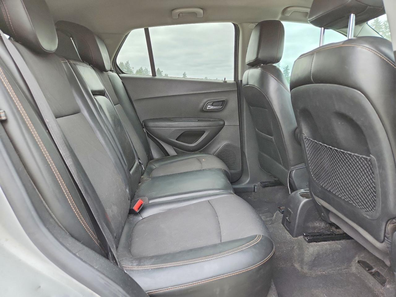 2017 Chevrolet Trax 1lt Silver vin: 3GNCJLSB1HL212938