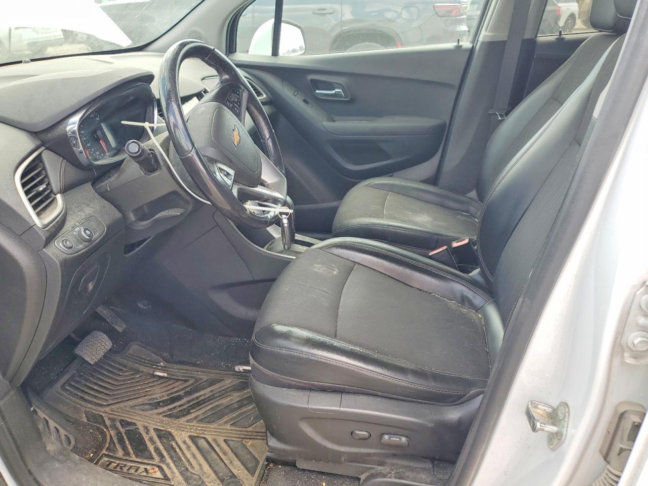2019 Chevrolet Trax 1lt White vin: 3GNCJLSB1KL341348