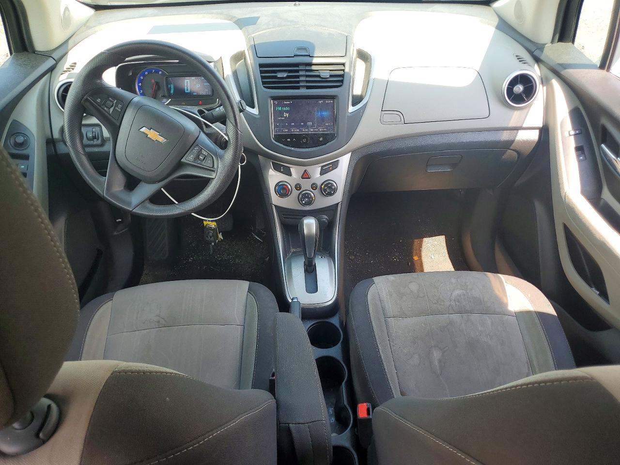 2015 Chevrolet Trax 1lt Silver vin: 3GNCJLSB3FL208869