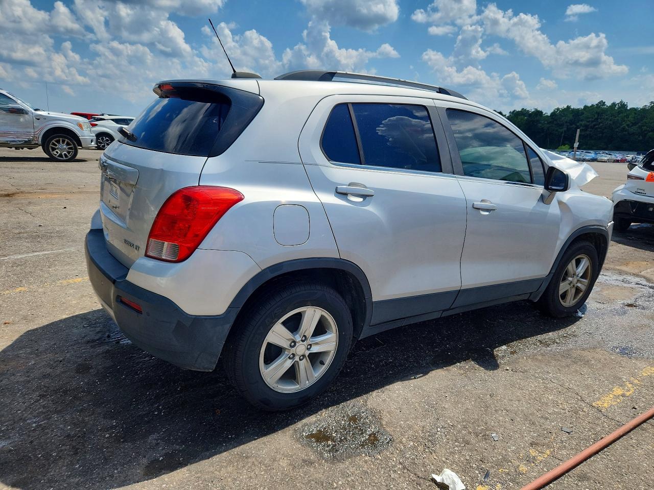 2015 Chevrolet Trax 1lt Серебряный vin: 3GNCJLSB3FL212520