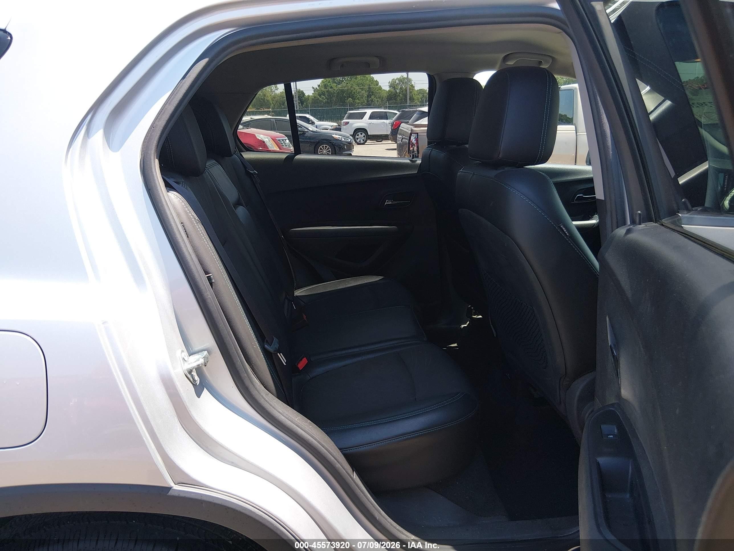 2015 Chevrolet Trax Lt Silver vin: 3GNCJLSB3FL243315