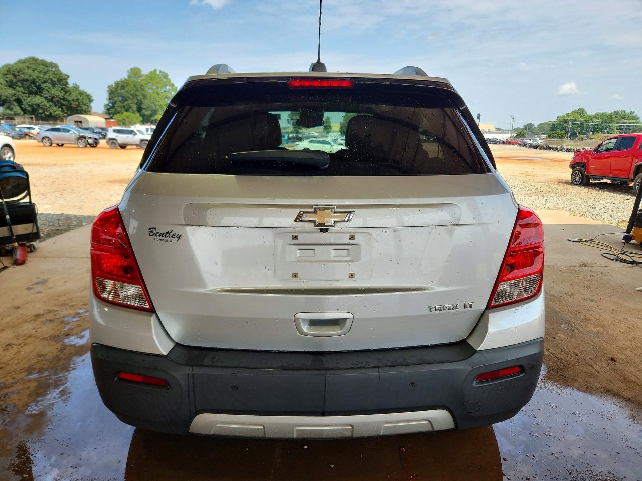 2015 Chevrolet Trax 1lt Silver vin: 3GNCJLSB4FL246062