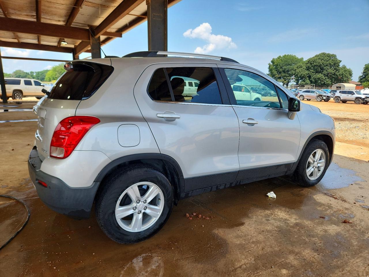 2015 Chevrolet Trax 1lt Silver vin: 3GNCJLSB4FL246062