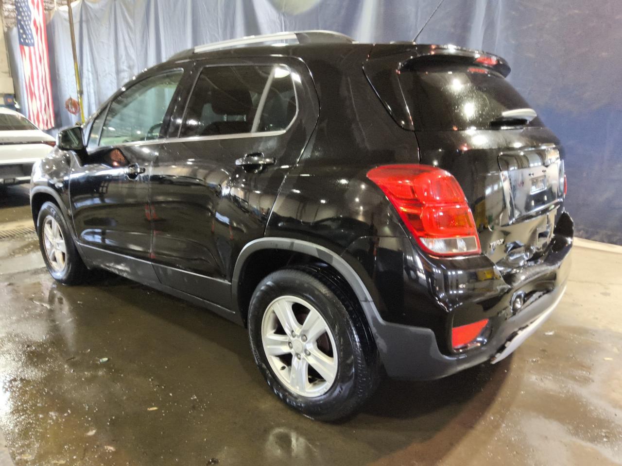 2018 Chevrolet Trax 1lt Black vin: 3GNCJLSB4JL153759 Damage: Left Front Tire, Worn, Replacement Required