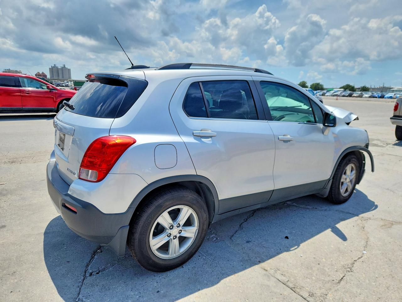 2015 Chevrolet Trax 1lt Silver vin: 3GNCJLSB7FL214030