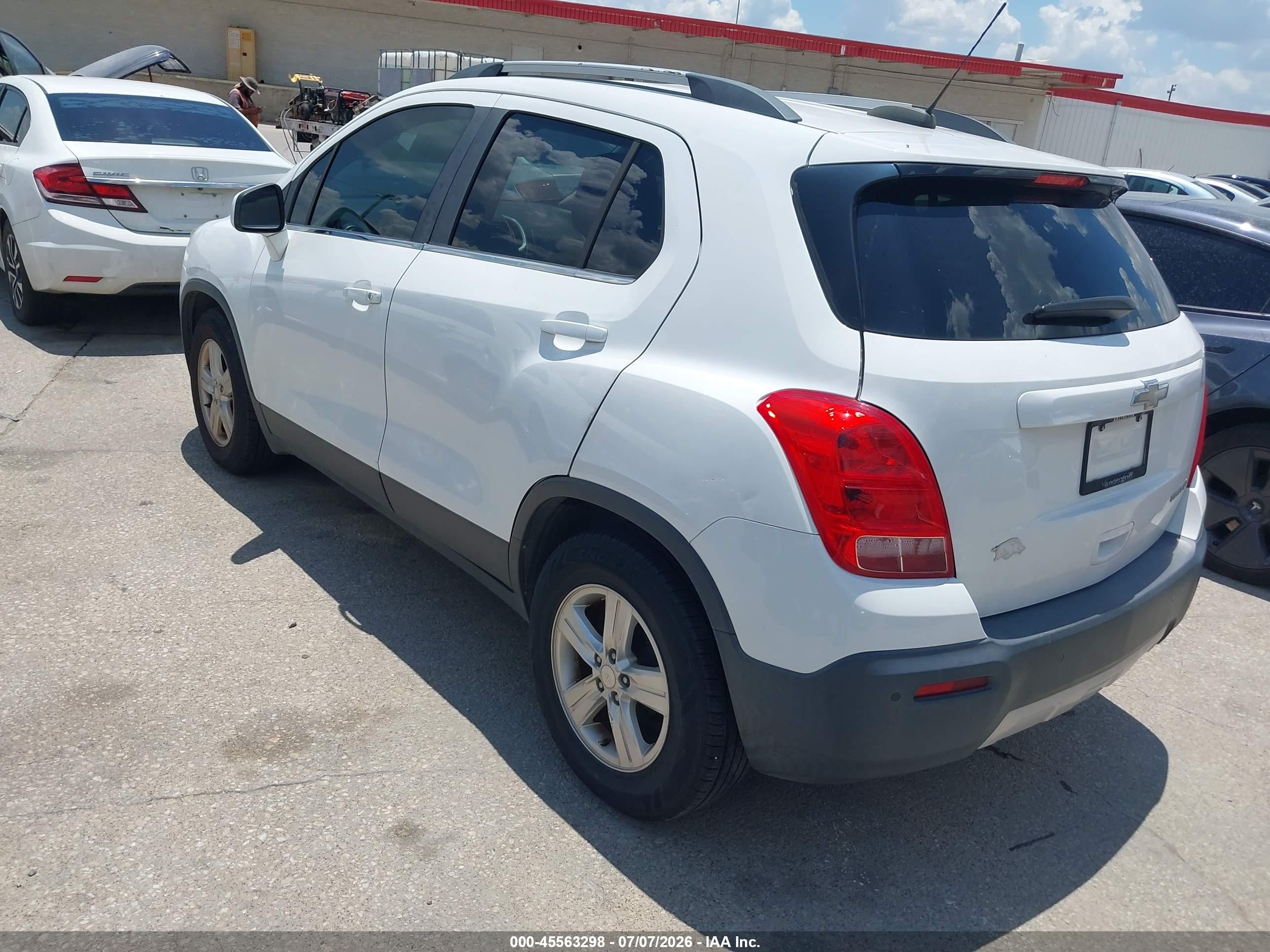 2015 Chevrolet Trax Lt White vin: 3GNCJLSB7FL232432