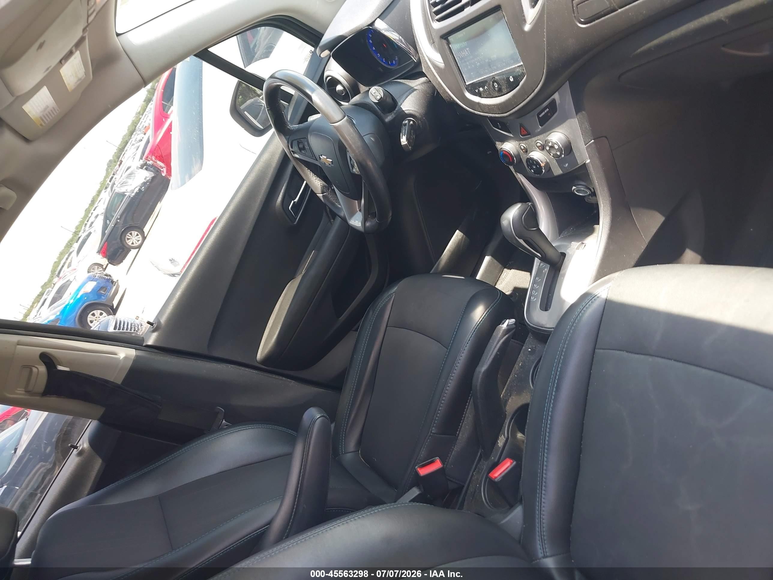 2015 Chevrolet Trax Lt White vin: 3GNCJLSB7FL232432