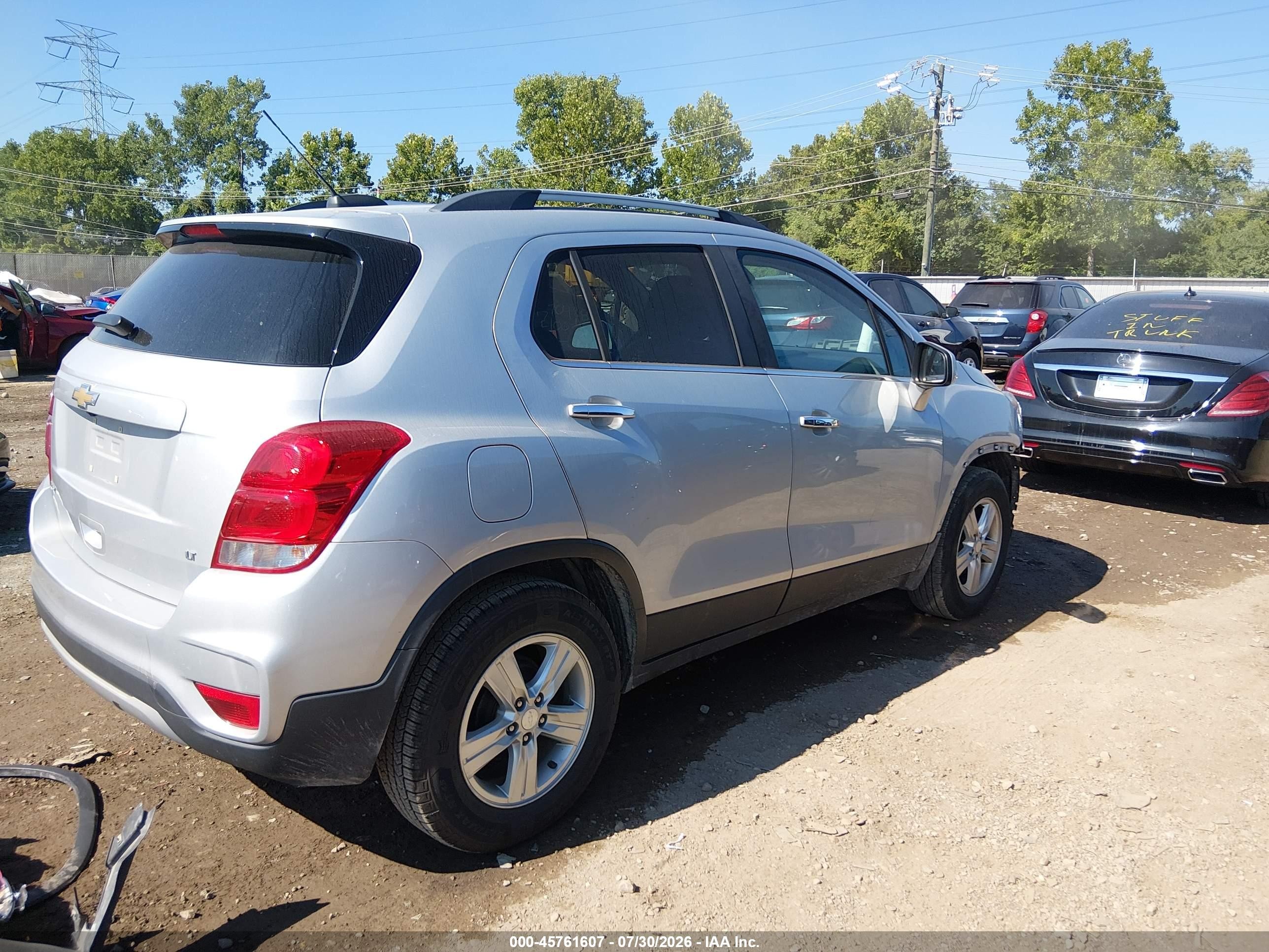 2020 Chevrolet Trax Fwd Lt Silver vin: 3GNCJLSB7LL207915