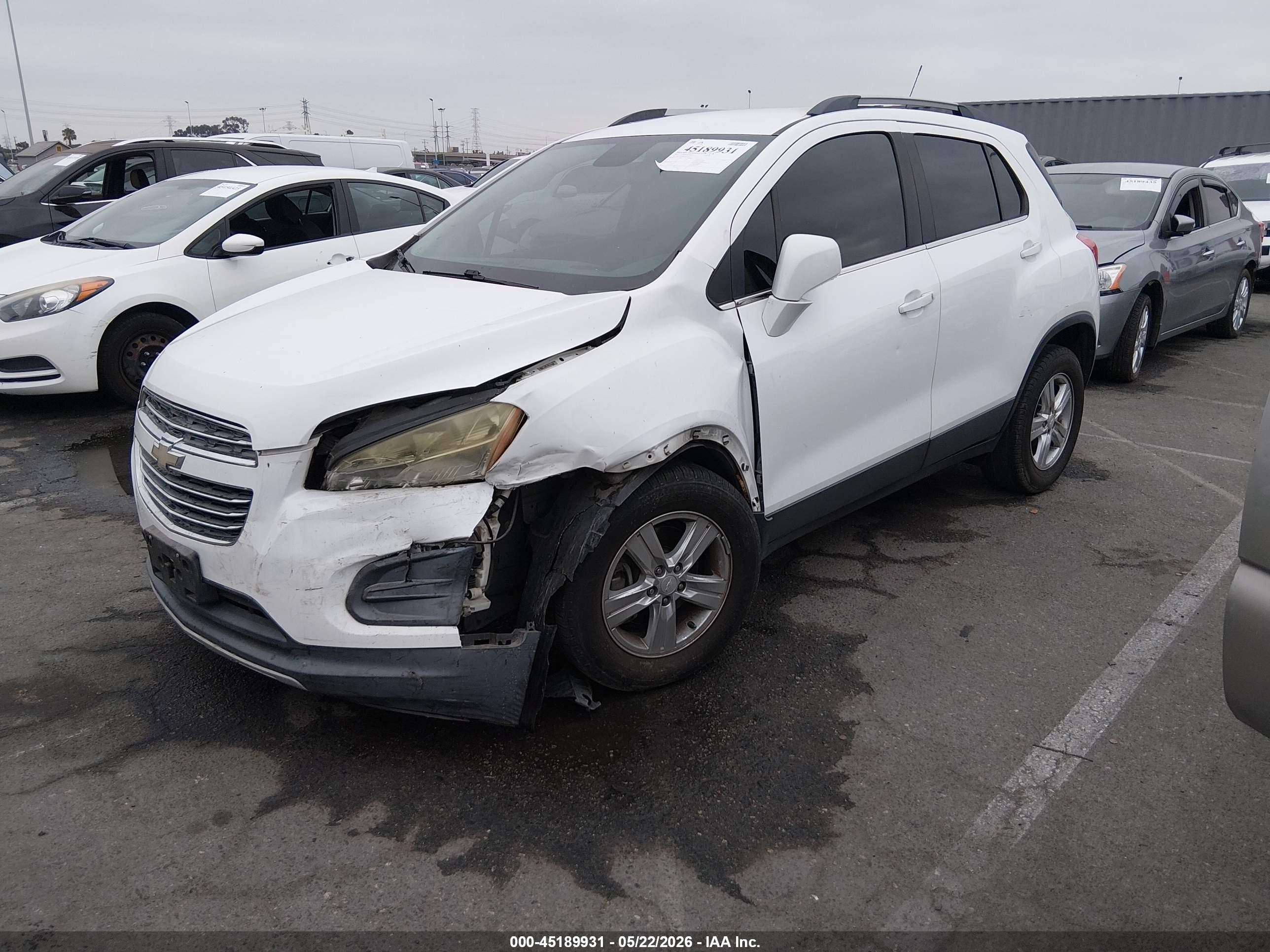 2015 Chevrolet Trax Lt White vin: 3GNCJLSB8FL203859