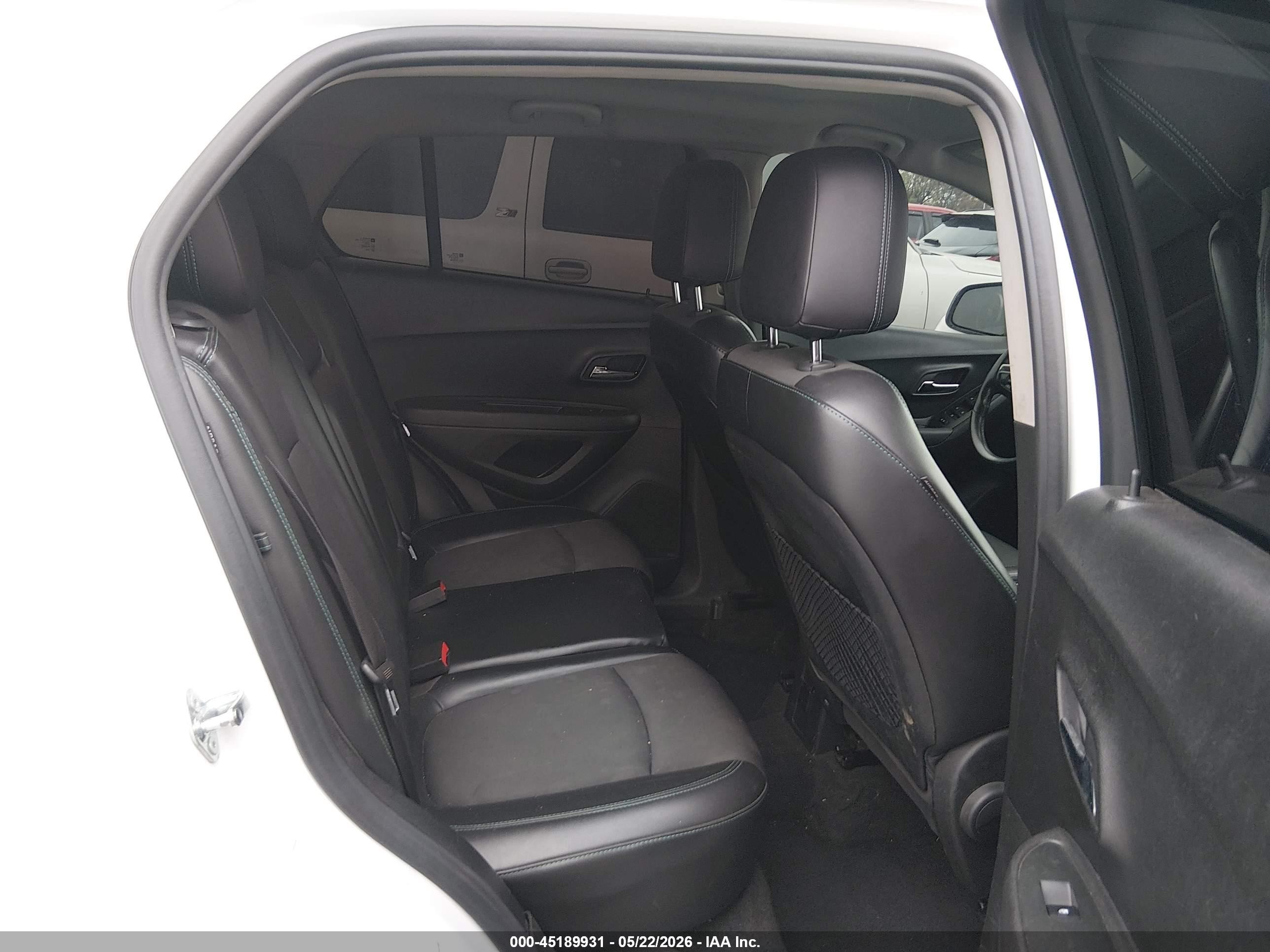 2015 Chevrolet Trax Lt White vin: 3GNCJLSB8FL203859