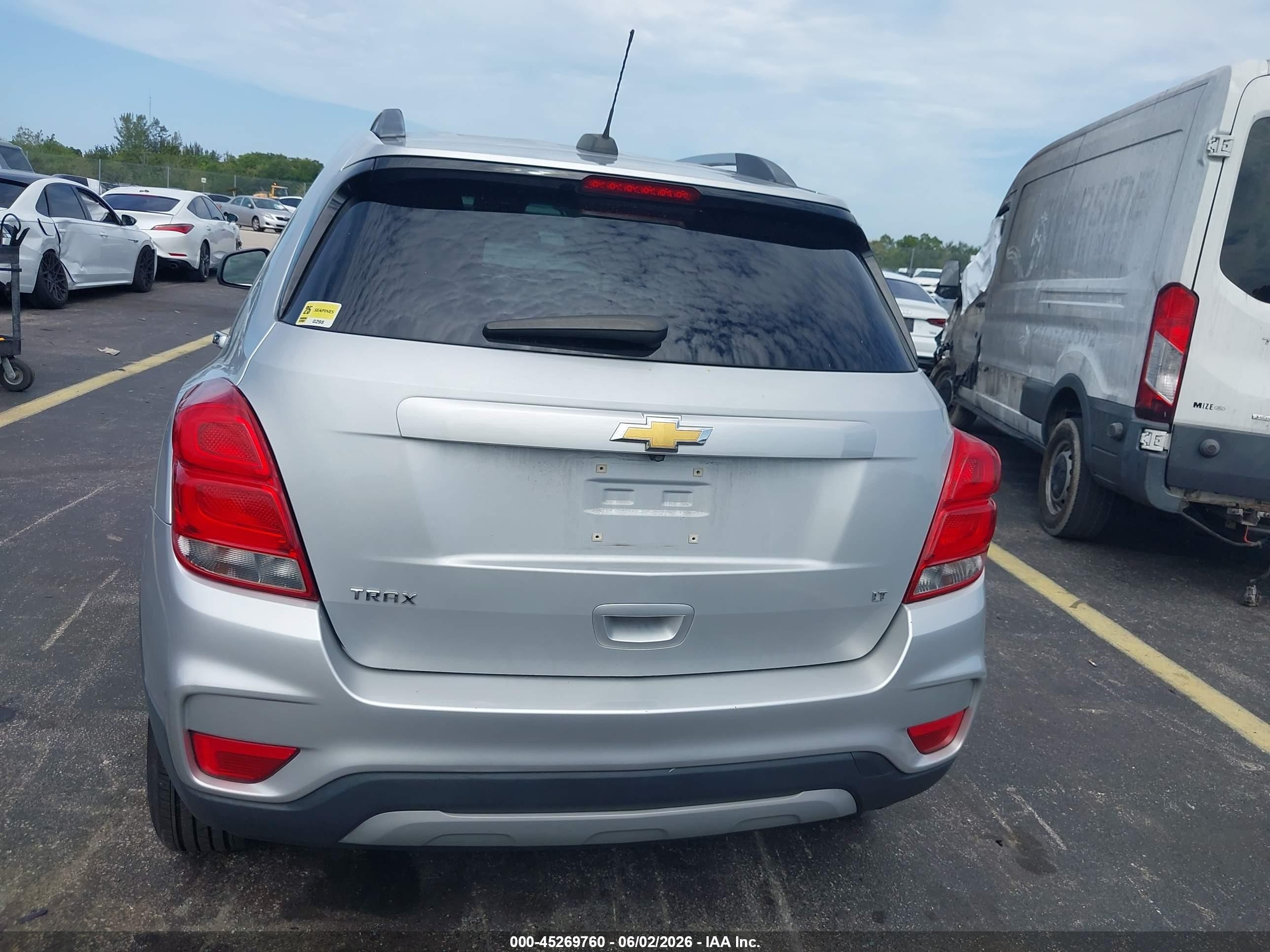 2018 Chevrolet Trax Lt Gray vin: 3GNCJLSB8JL197070