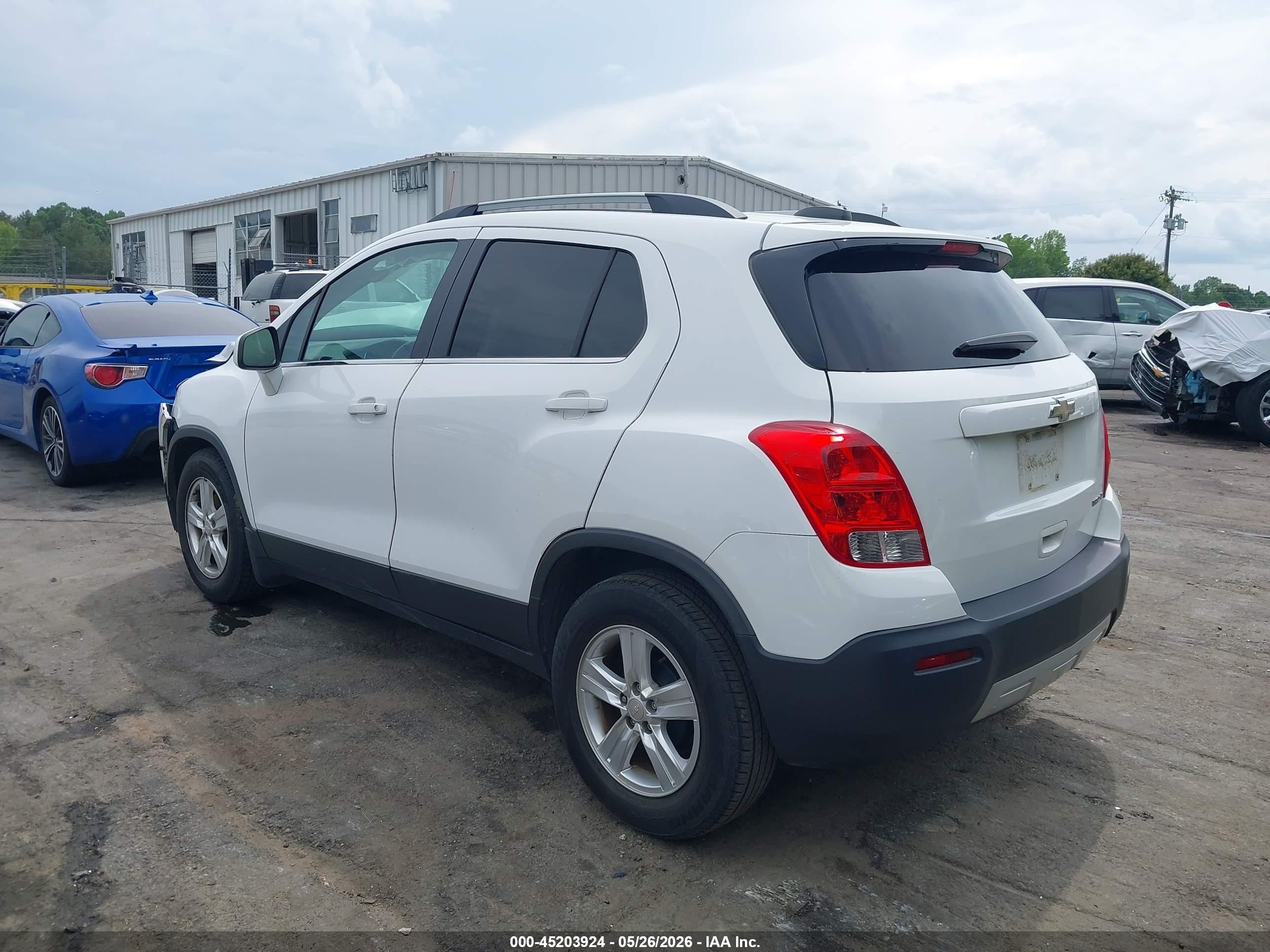 2015 Chevrolet Trax Lt White vin: 3GNCJLSBXFL170864