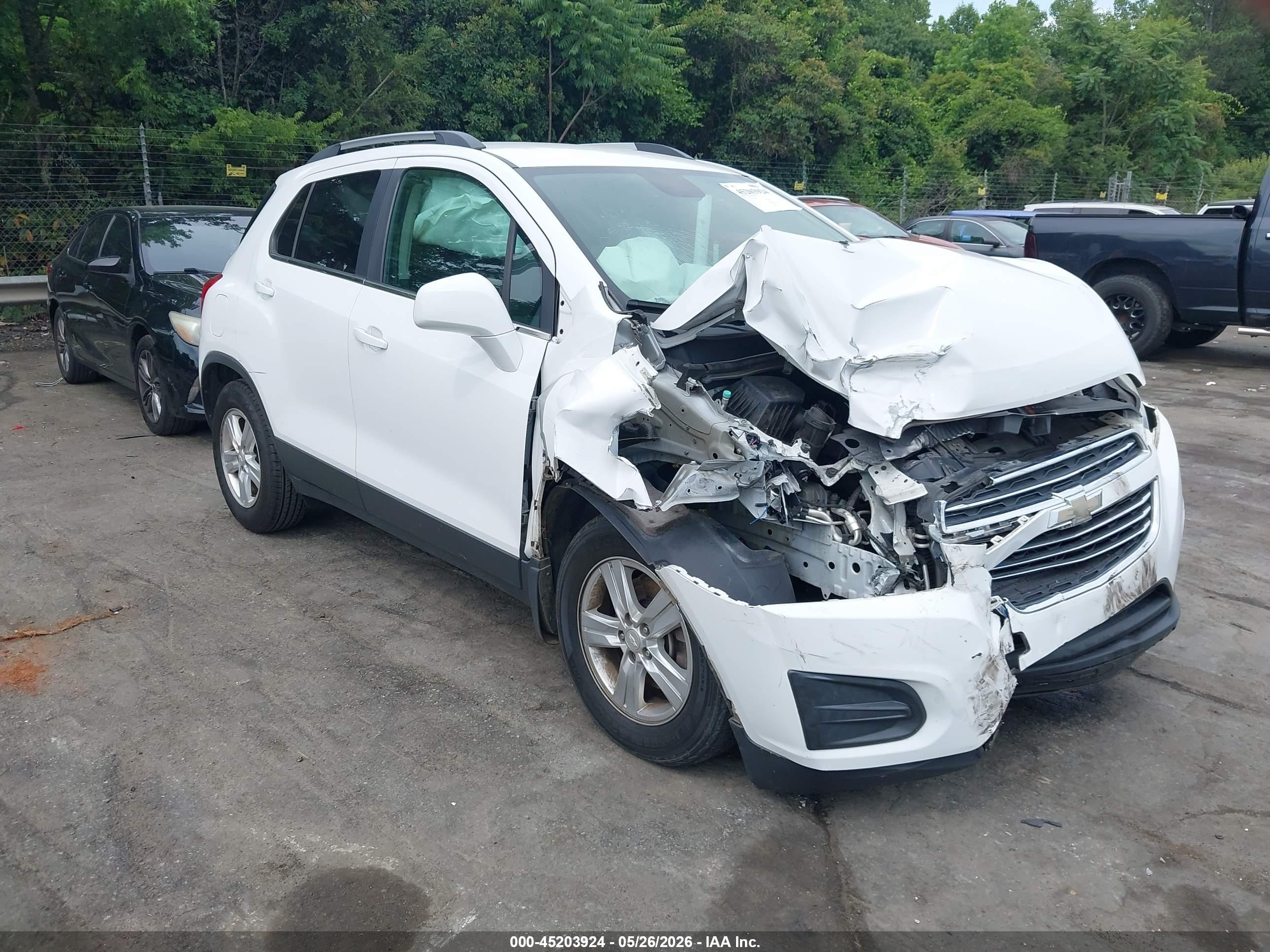 2015 Chevrolet Trax Lt White vin: 3GNCJLSBXFL170864