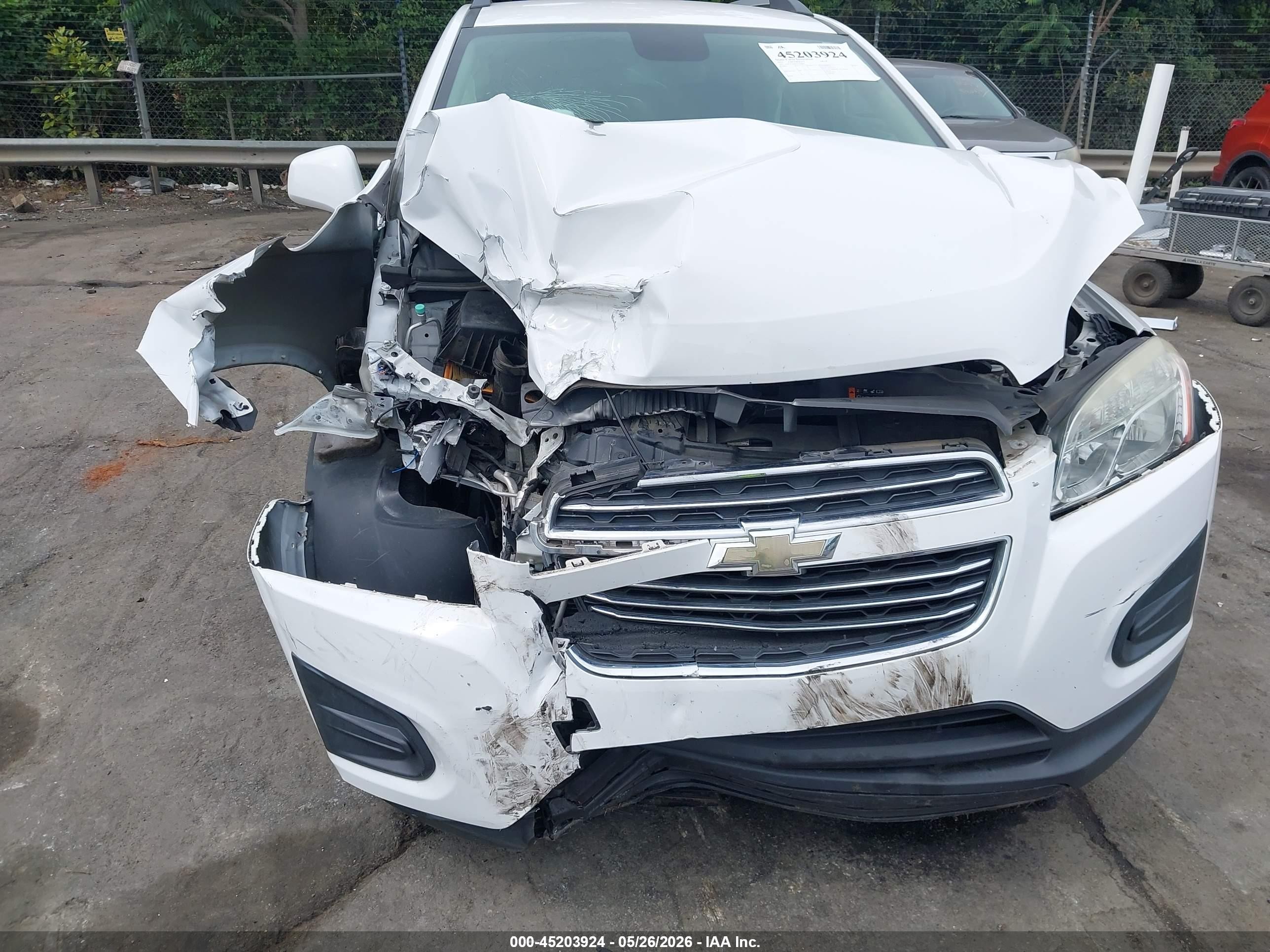 2015 Chevrolet Trax Lt White vin: 3GNCJLSBXFL170864