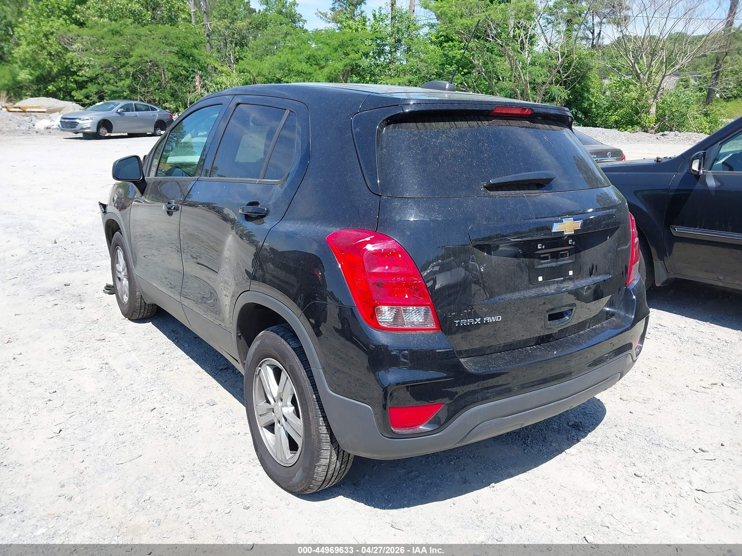 2020 Chevrolet Trax Awd Ls Black vin: 3GNCJNSB8LL256262