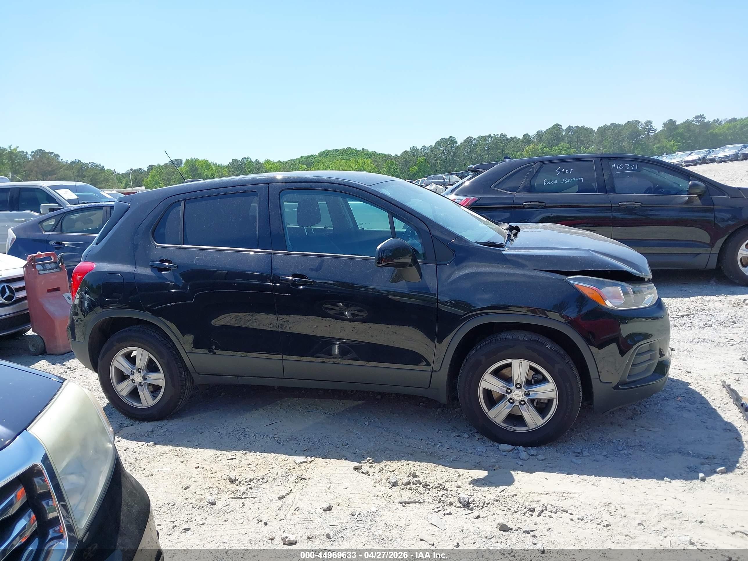 2020 Chevrolet Trax Awd Ls Black vin: 3GNCJNSB8LL256262