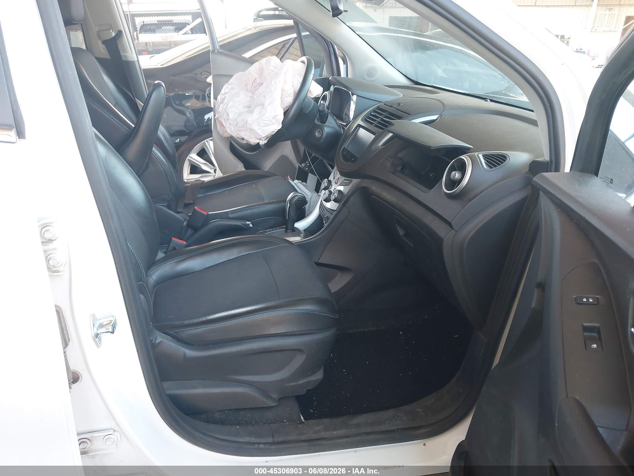 2016 Chevrolet Trax Lt Белый vin: 3GNCJPSB3GL255263