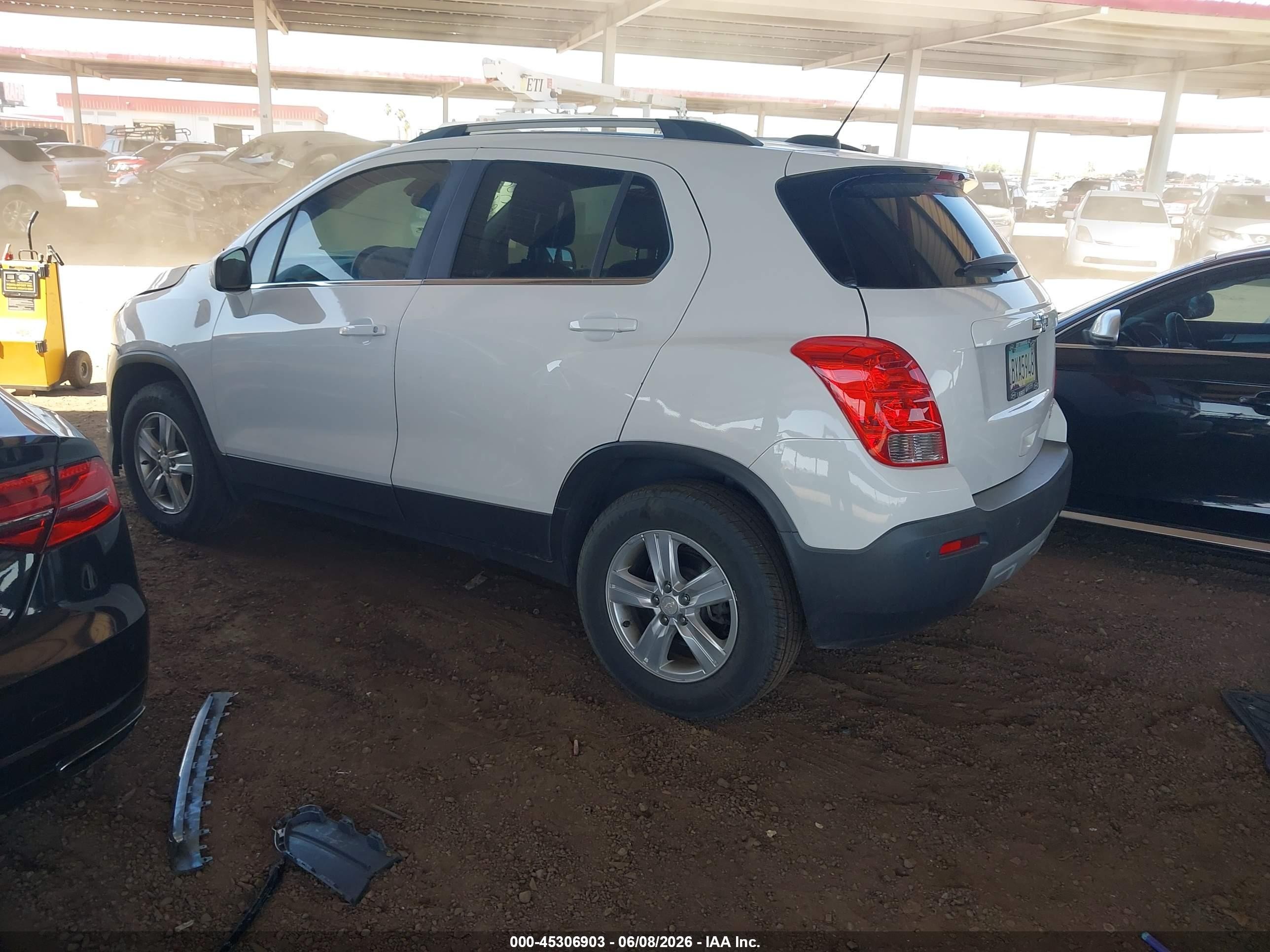 2016 Chevrolet Trax Lt Белый vin: 3GNCJPSB3GL255263