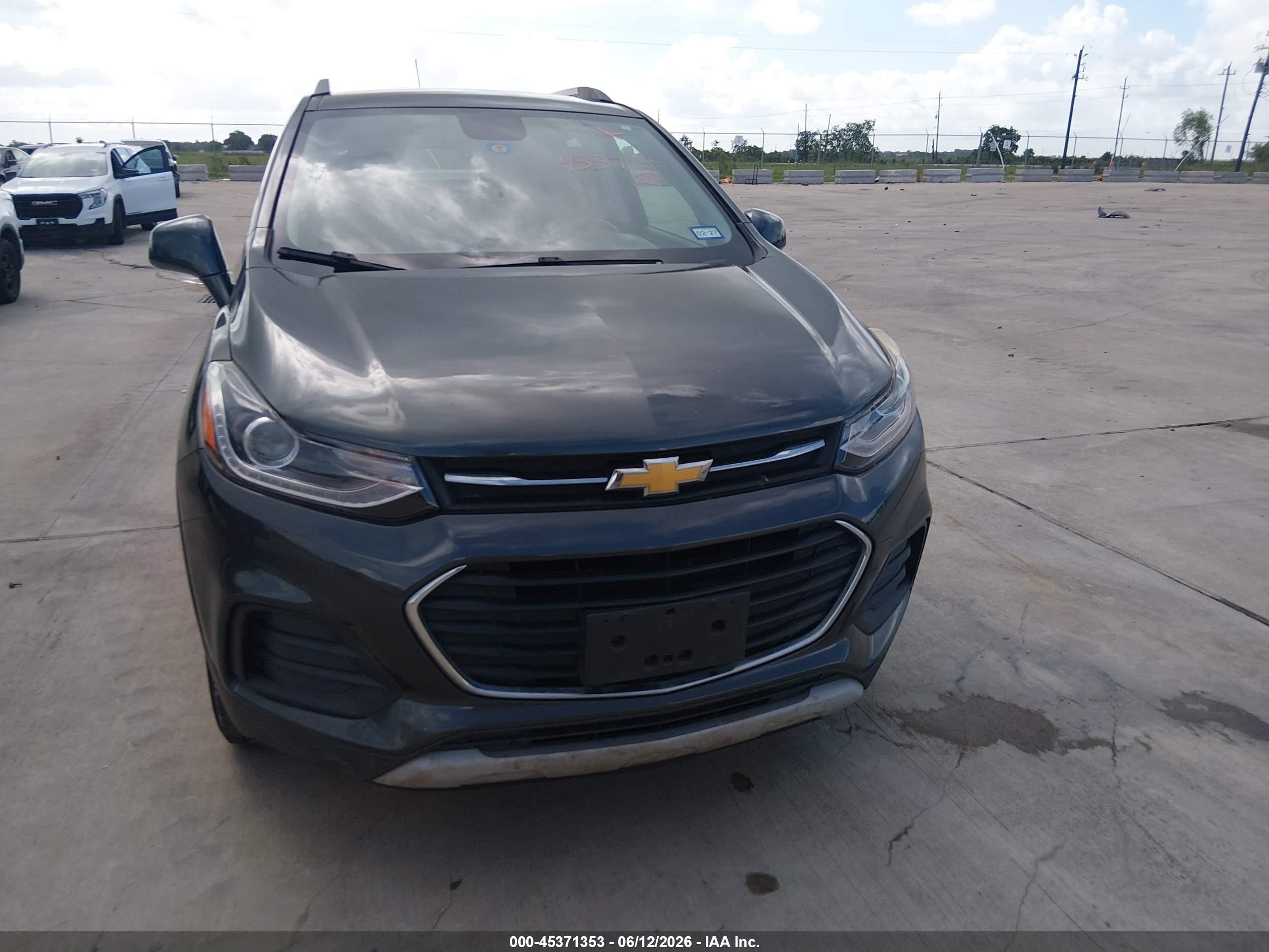 2020 Chevrolet Trax Awd Lt Gray vin: 3GNCJPSB6LL150663
