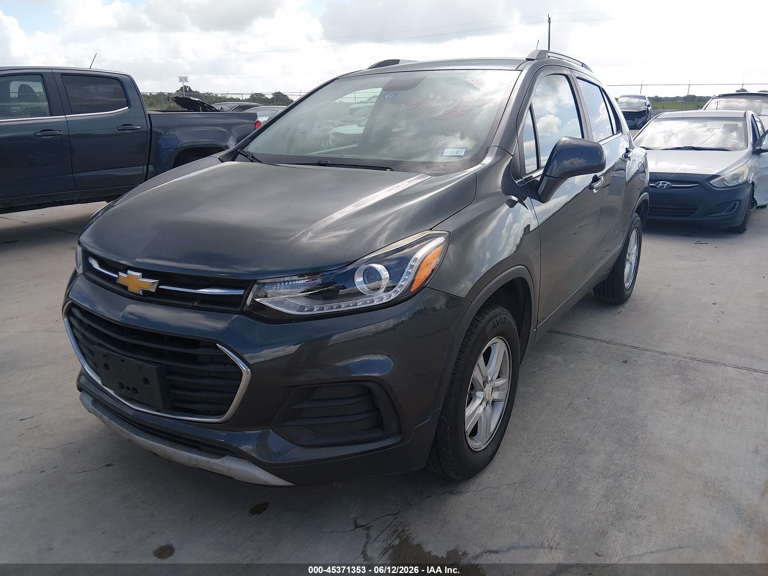 2020 Chevrolet Trax Awd Lt Gray vin: 3GNCJPSB6LL150663