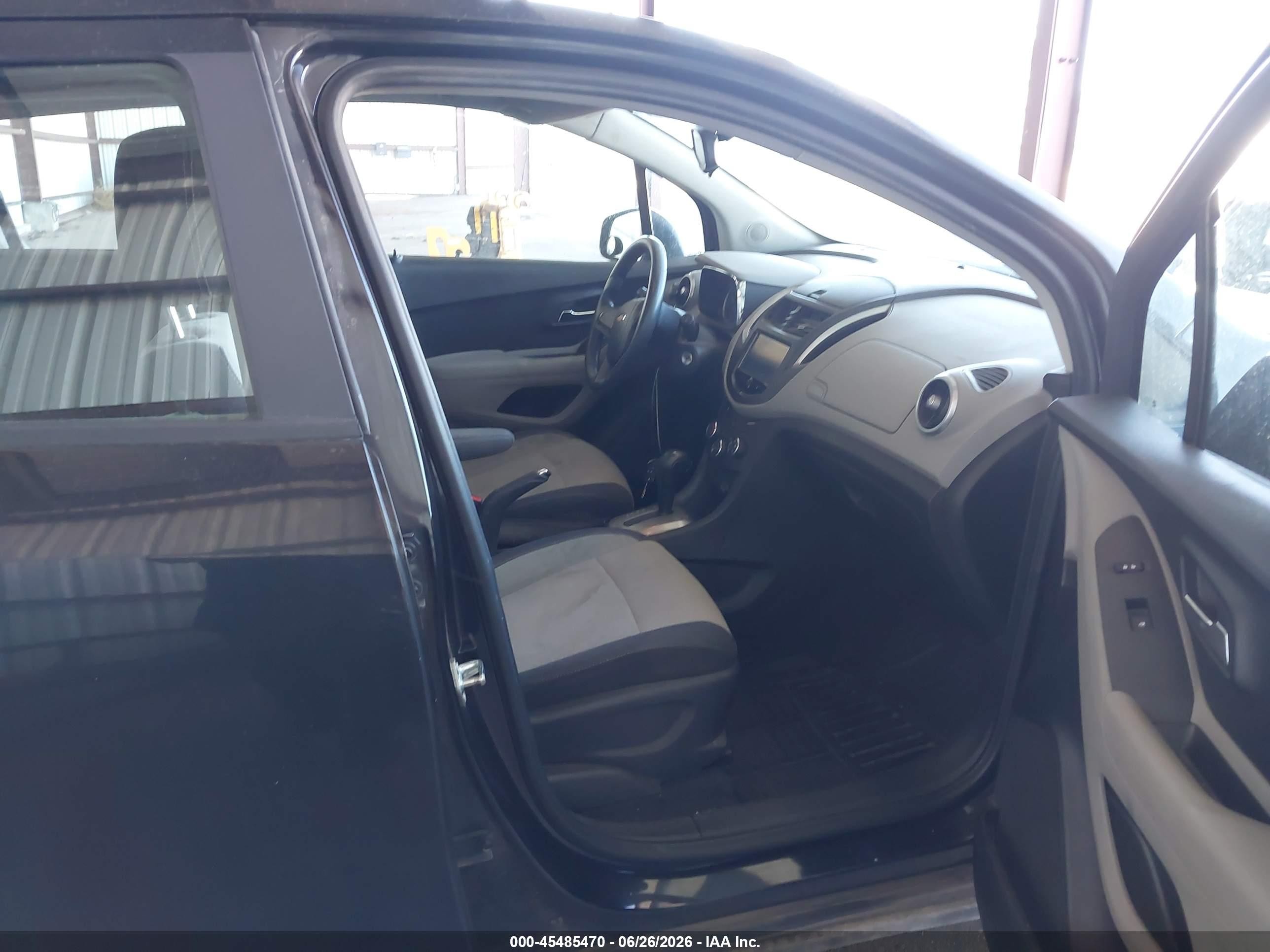 2015 Chevrolet Trax Ls Черный vin: 3GNCJPSB9FL252012